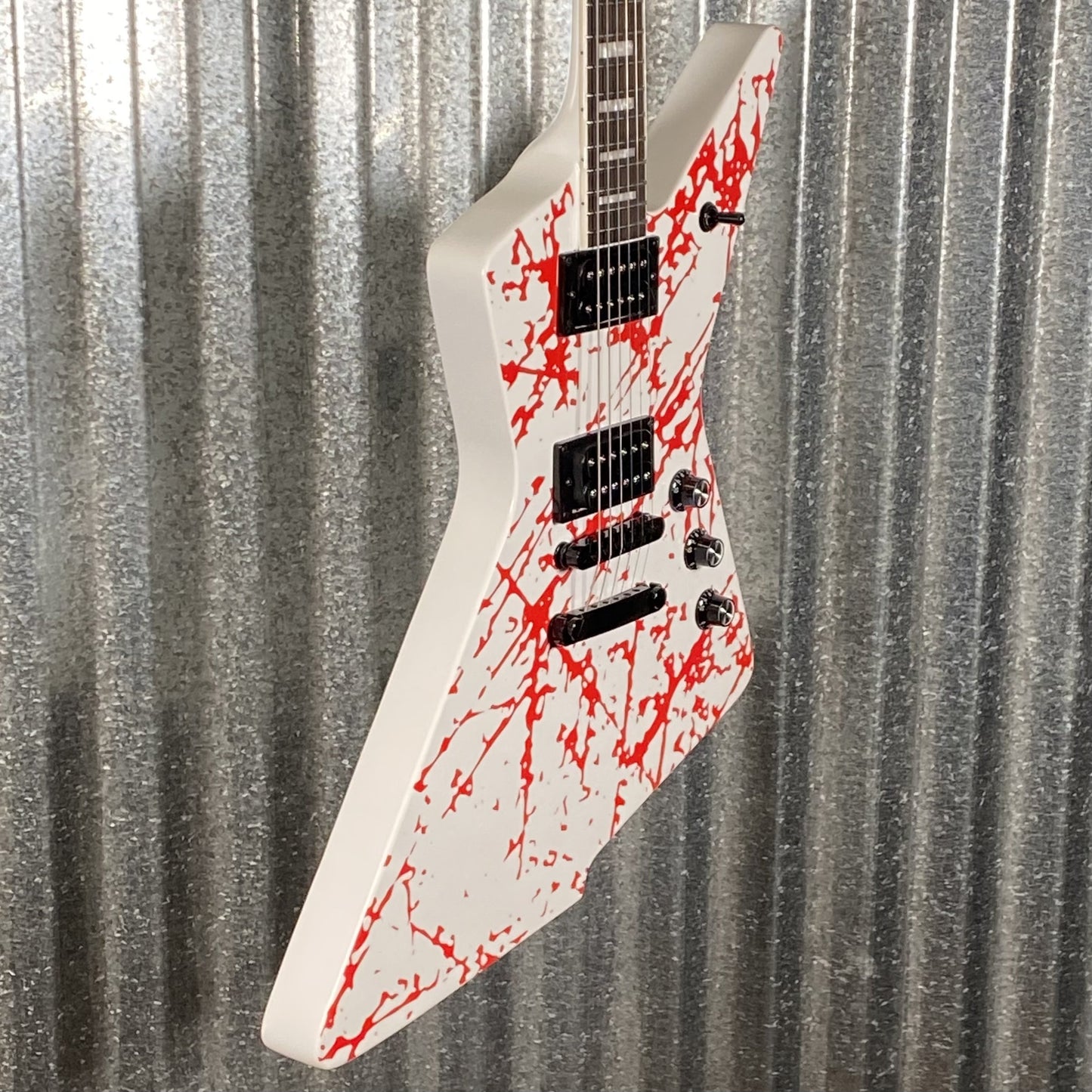 Westcreek Guitars Revenge Explorer Style Scatch Whte Red #0019 Used