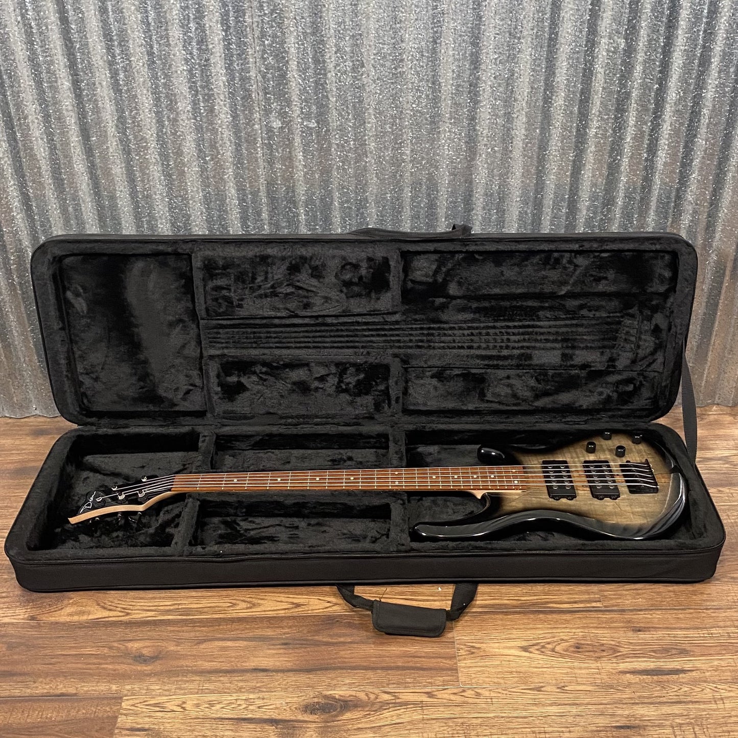 Dean Edge 2 5 String Bass Charcoal Burst & Case #0303 Used