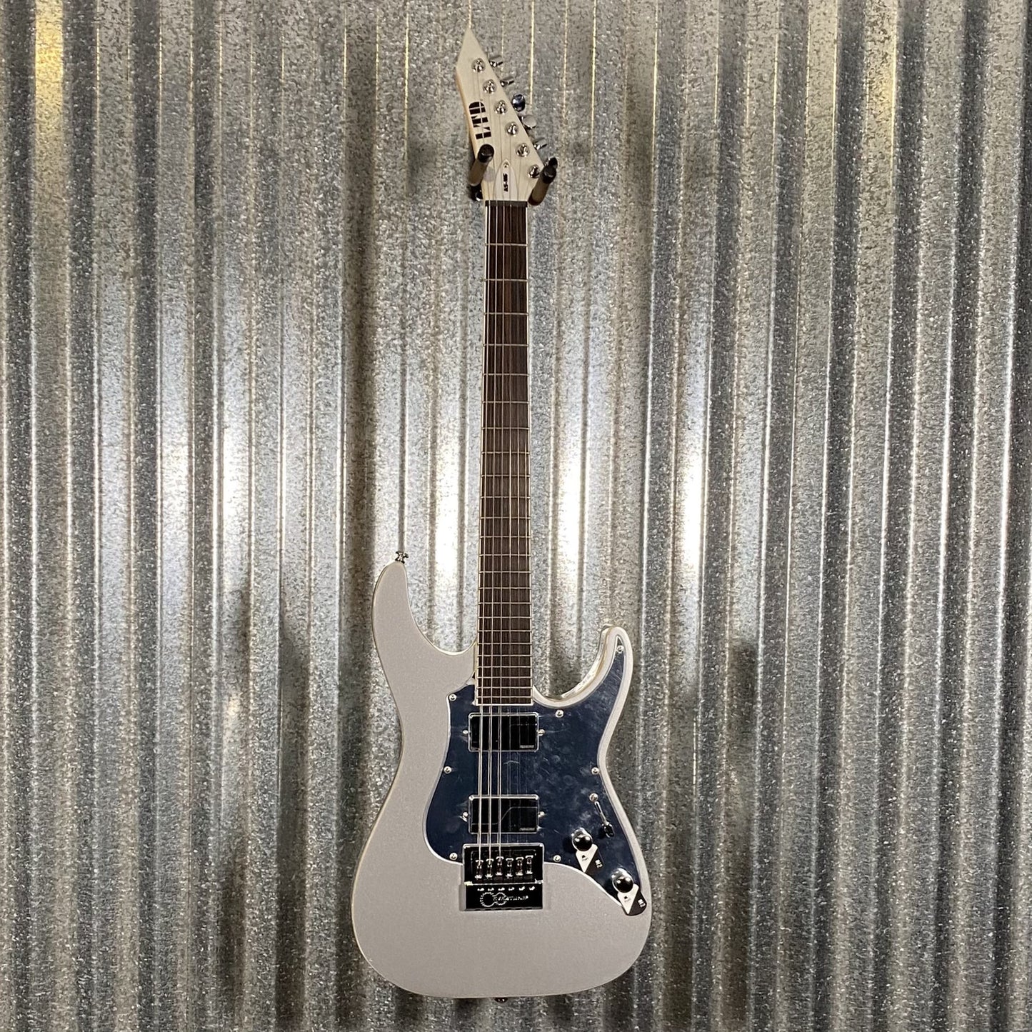 ESP LTD KSM-6 Ken Susi Evertune Metallic Silver Guitar & Case KSM6EtMS #0272 Used
