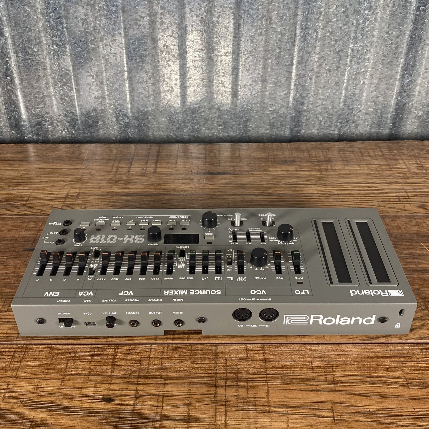 Roland SH-01A Boutique Desktop Synthesizer Used