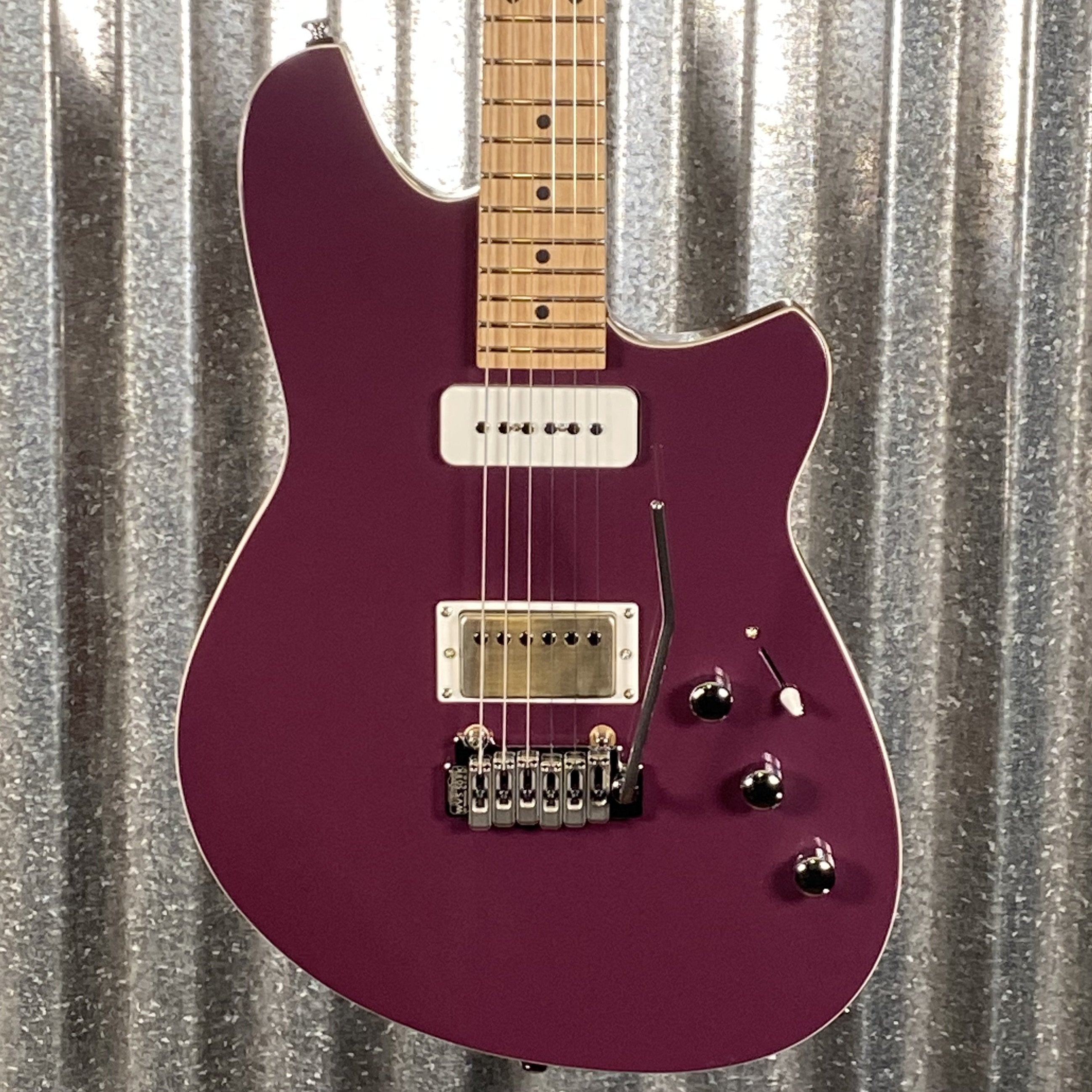 Reverend Kingbolt H90 Purple Punch Guitar #70007 – Specialty Traders