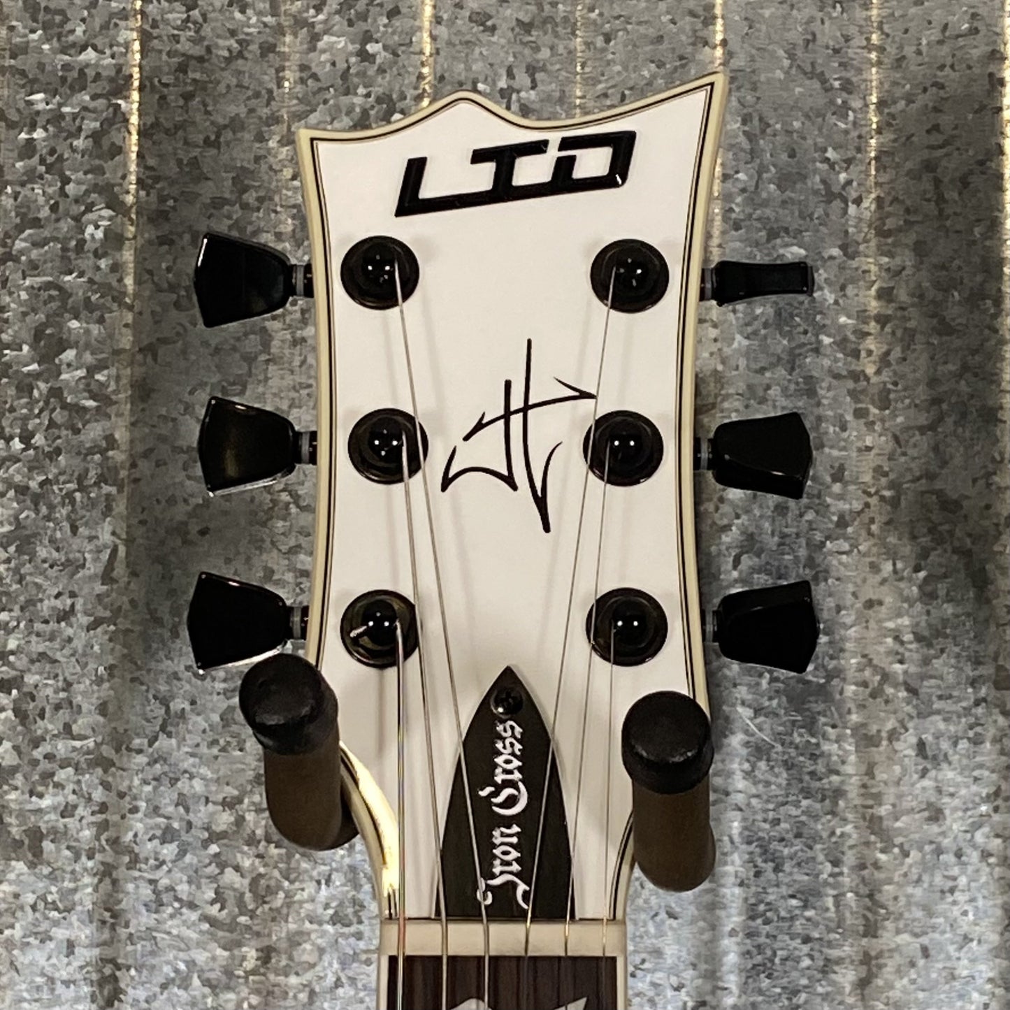 ESP LTD Iron Cross Jame Hetfield Snow White Guitar & Case IRONCROSSSW #2491 Used