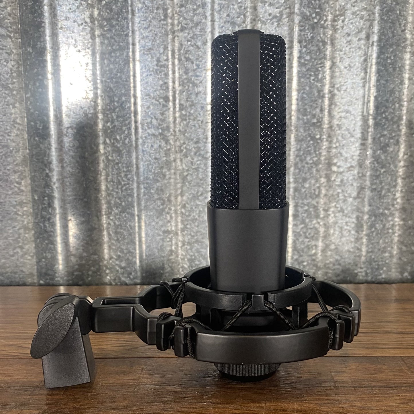 Audient EVO SR1 Studio Condenser Microphone & Shockmount