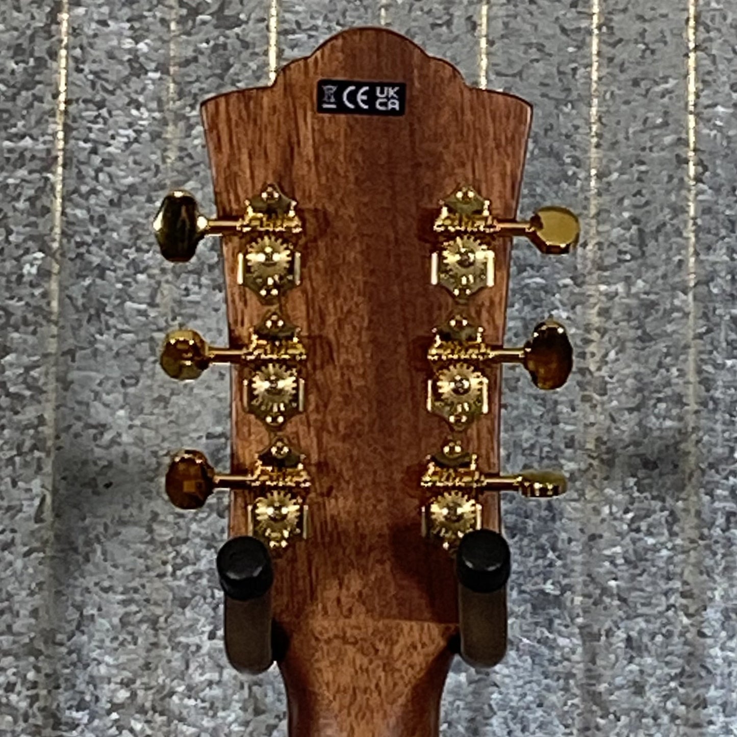 Guild F-250E Deluxe Jumbo Acoustic Electric Guitar & Case #5070 Used