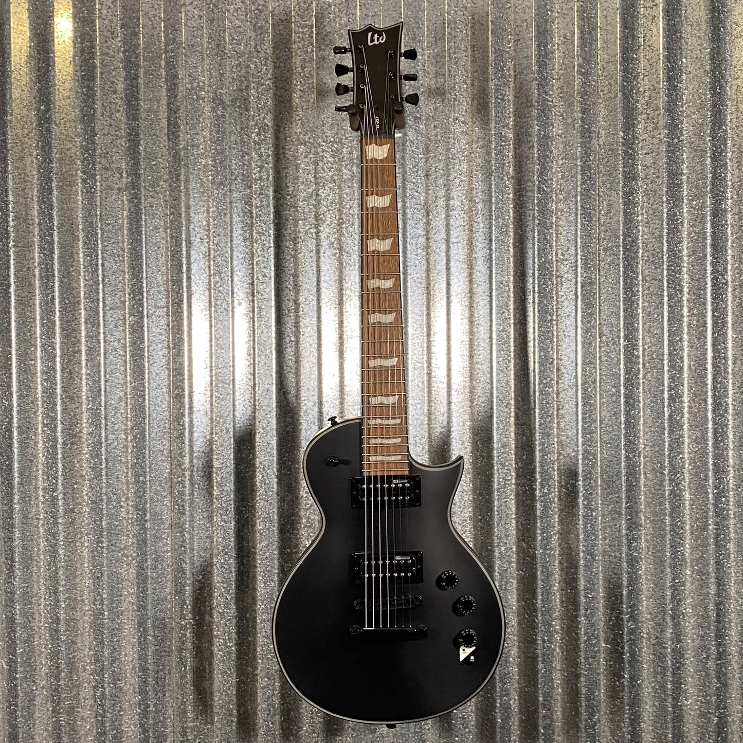 ESP LTD EC-257 7 String Black Satin Guitar & Case EC257BLKS #1038  Used