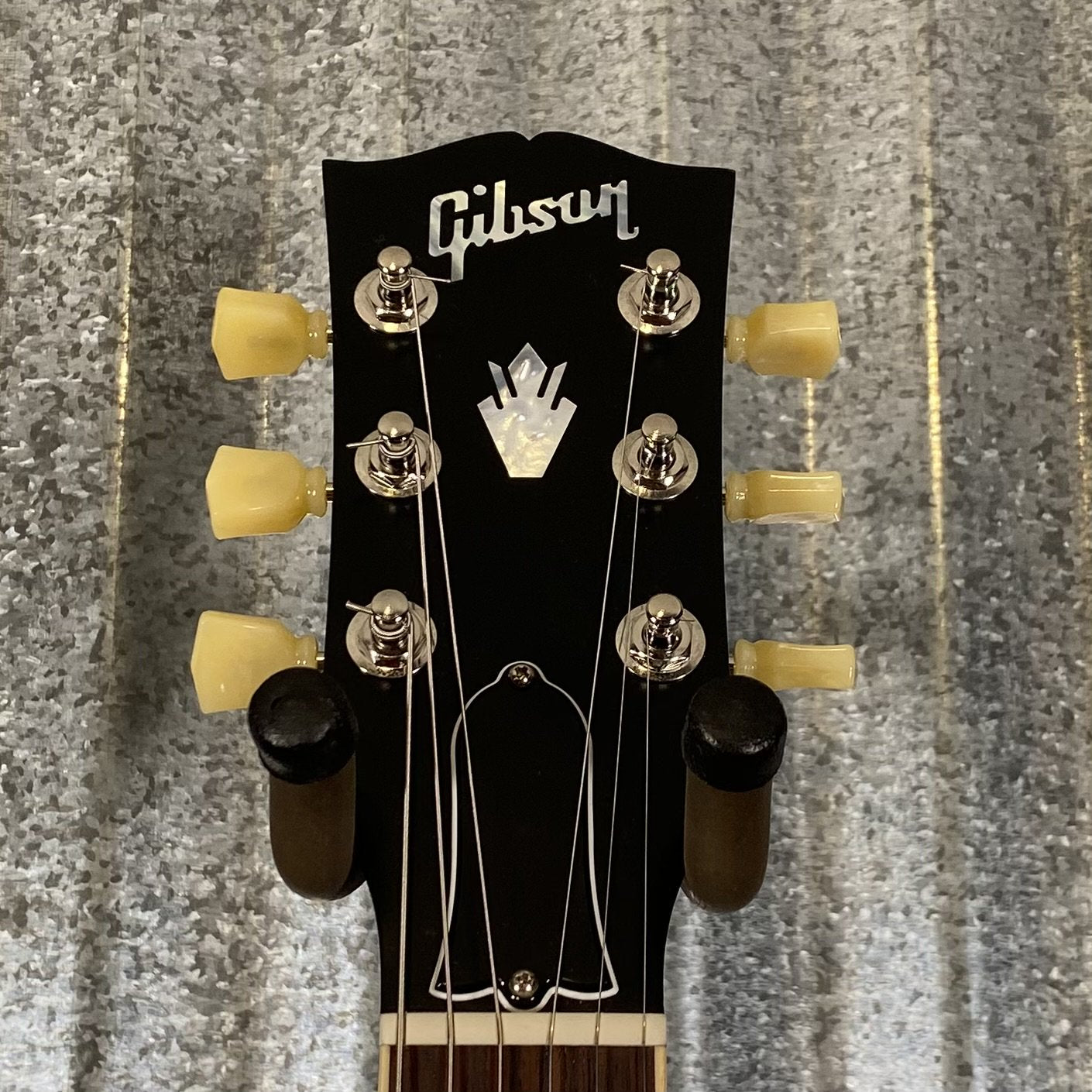 Gibson ES-335 Dot Satin Vintage Burst Guitar & Case #0176 Used