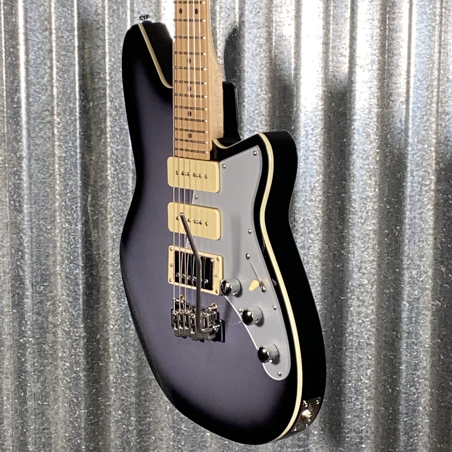 Reverend Six Gun HPP Periwinkle Burst Guitar #61655 Blem