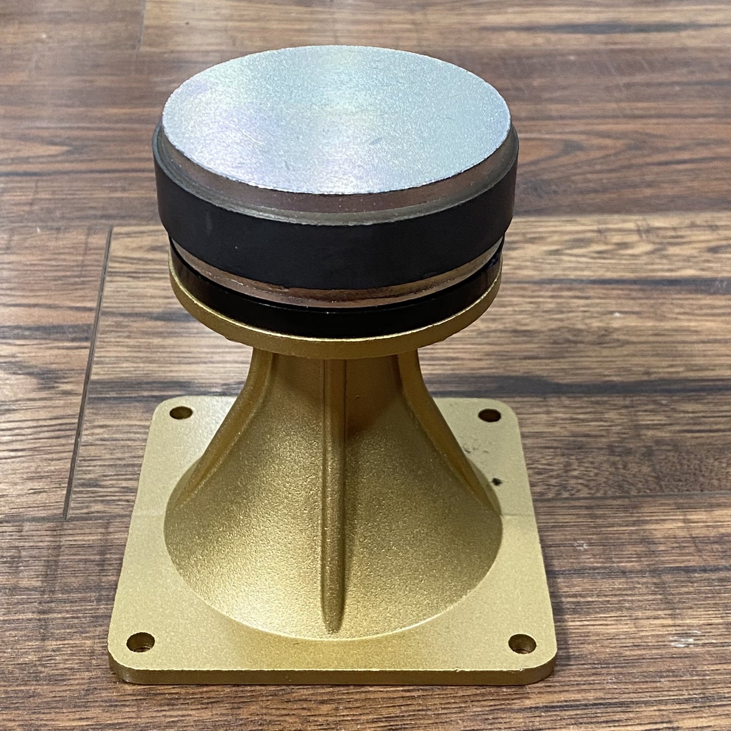 Eden Eminence BGH25 Gold Super Tweeter Horn 8 Ohm Used