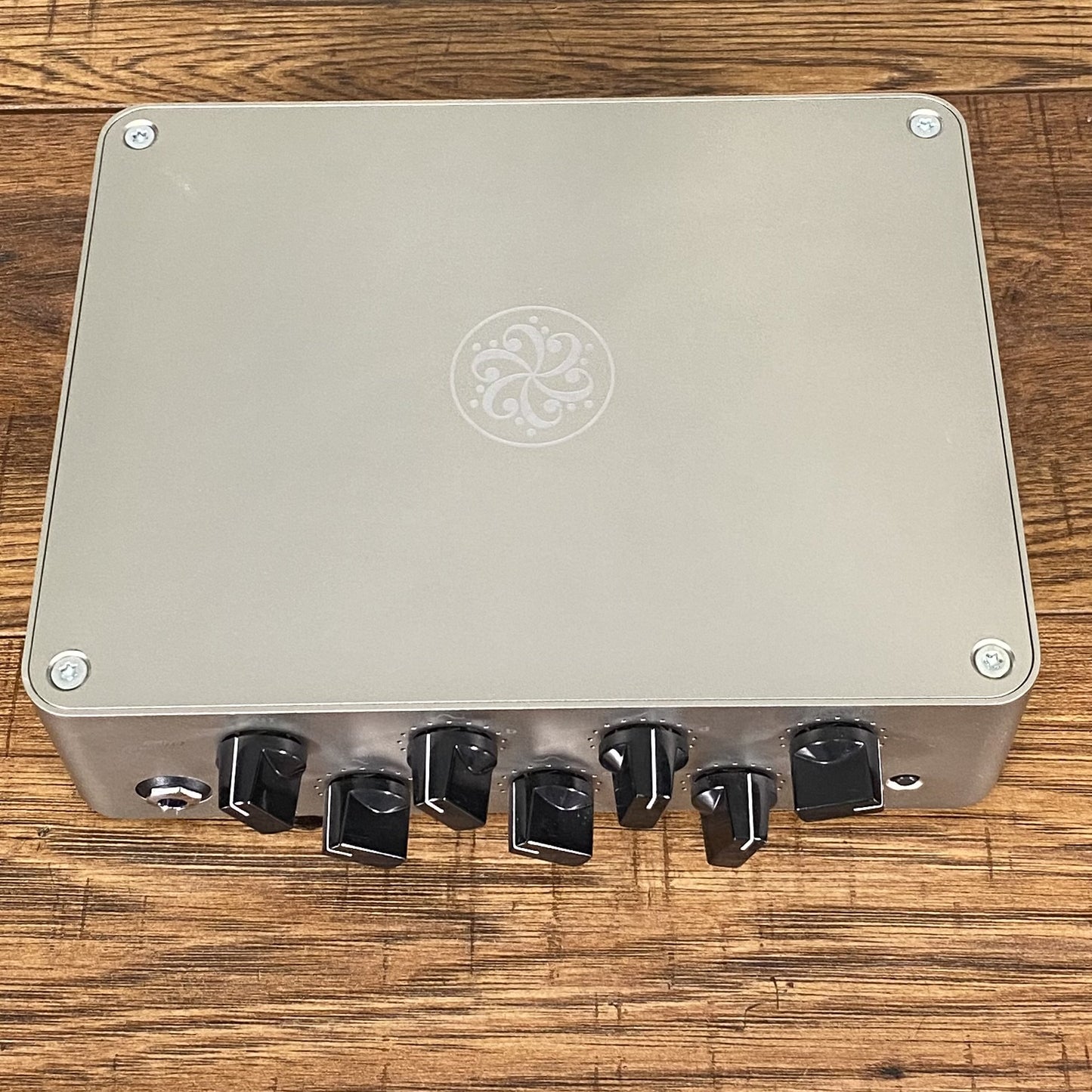 Darkglass E500 Exponent 500 Watt Suite Programmable Bass Amplifier Head Used