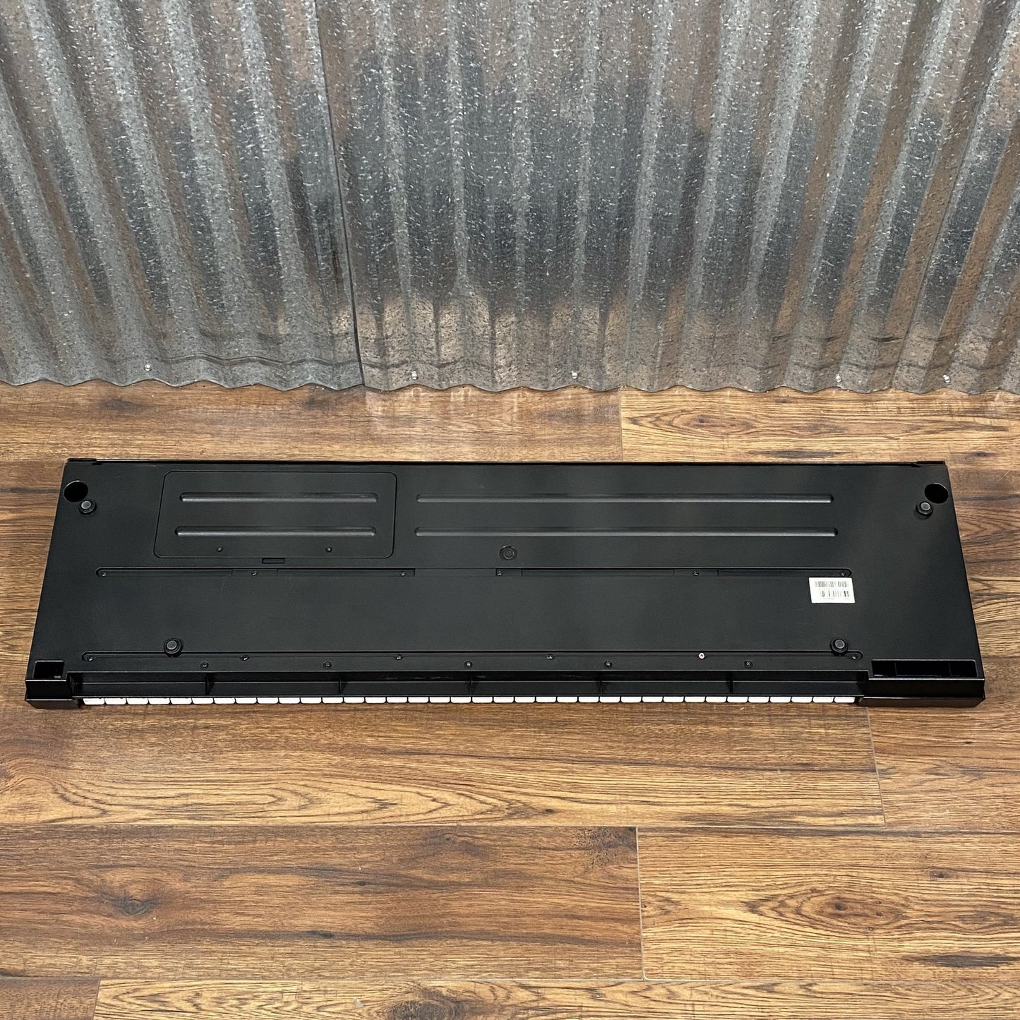 Roland Juno-G 61 Note Keyboard Workstation Synth Used