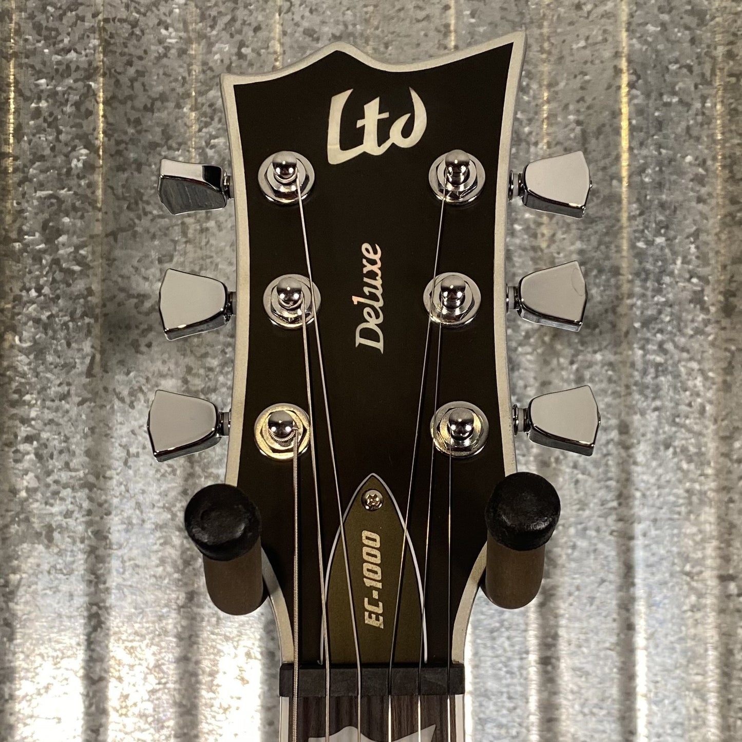 ESP LTD EC-1000 ET Evertune Bold Binding Black Guitar EC1000ETBBBLKS #0331 Used