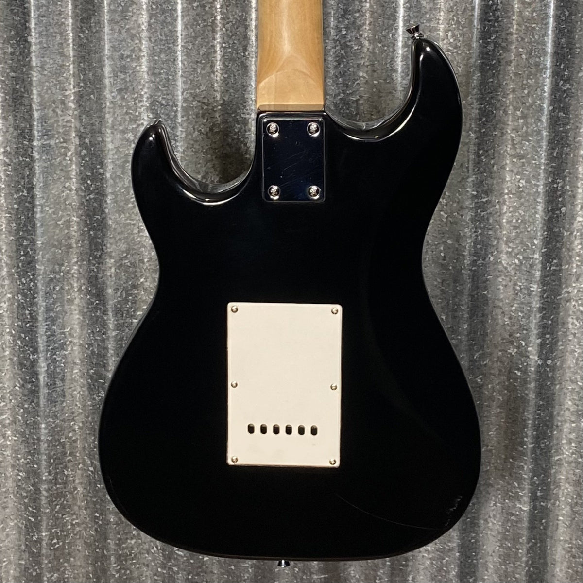 Silvertone SS11 S Style Black Electric Guitar & Bag #0000 Used