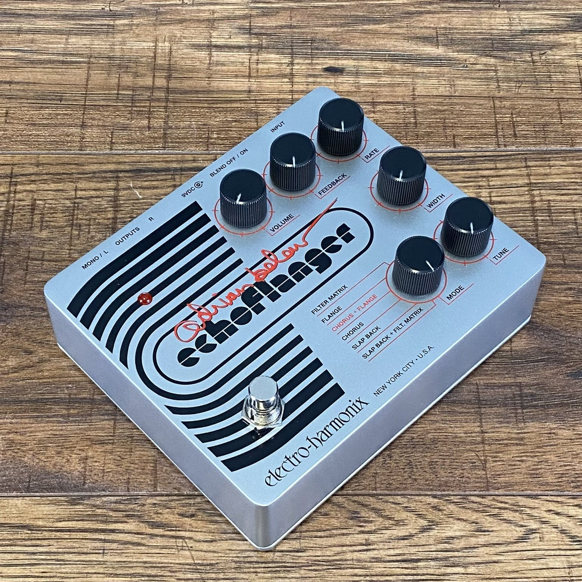 Electro-Harmonix EHX Adrian Belew EchoFlanger Guiar Effect Pedal
