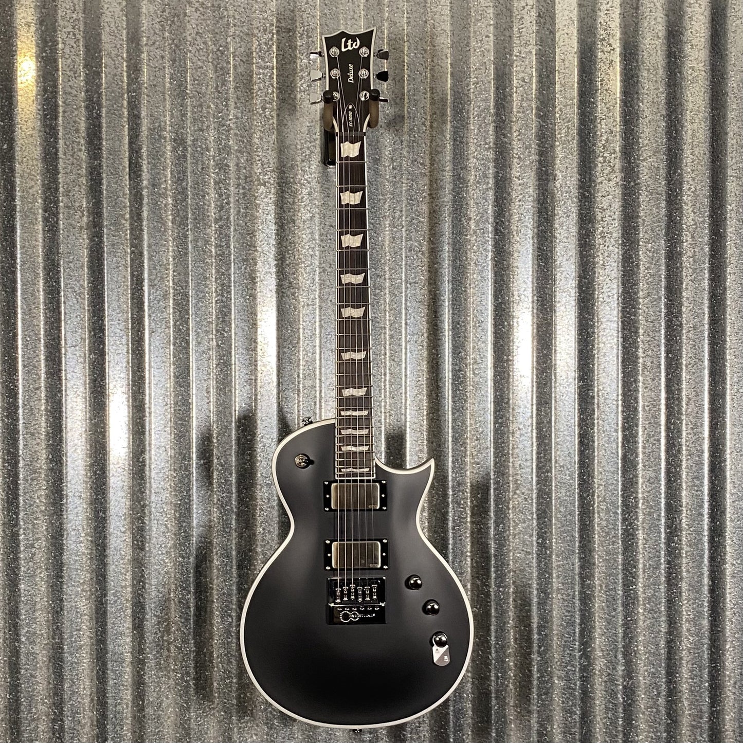 ESP LTD EC-1000 ET Evertune Bold Binding Black Guitar & Case #0054 Used