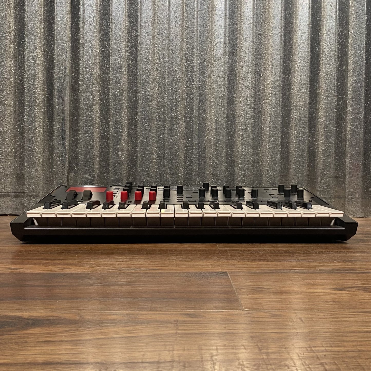 Korg ModWave MK2 Wavetable Synthesizer Used