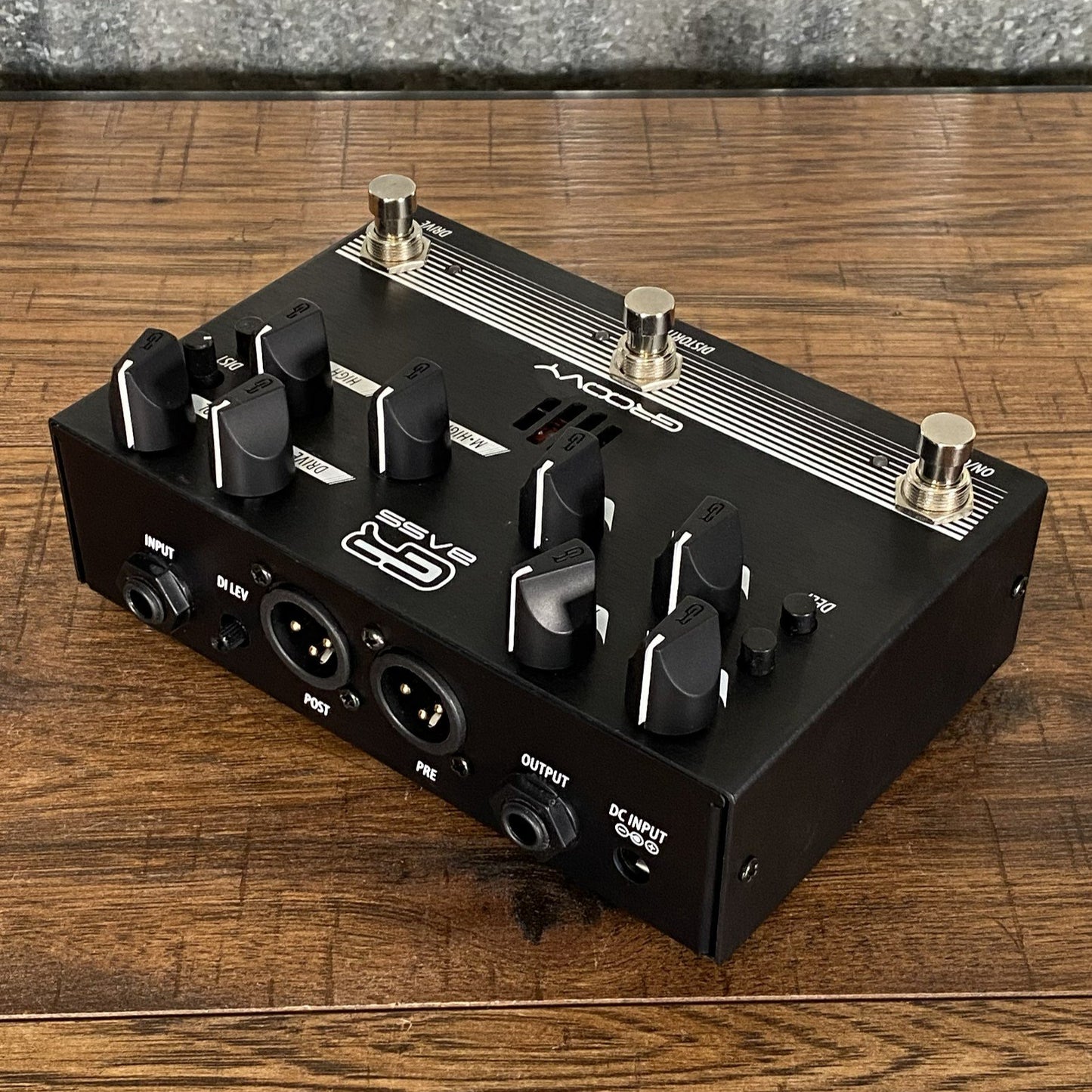 GR Bass Groovy Tube Bass Preamp Effect Pedal