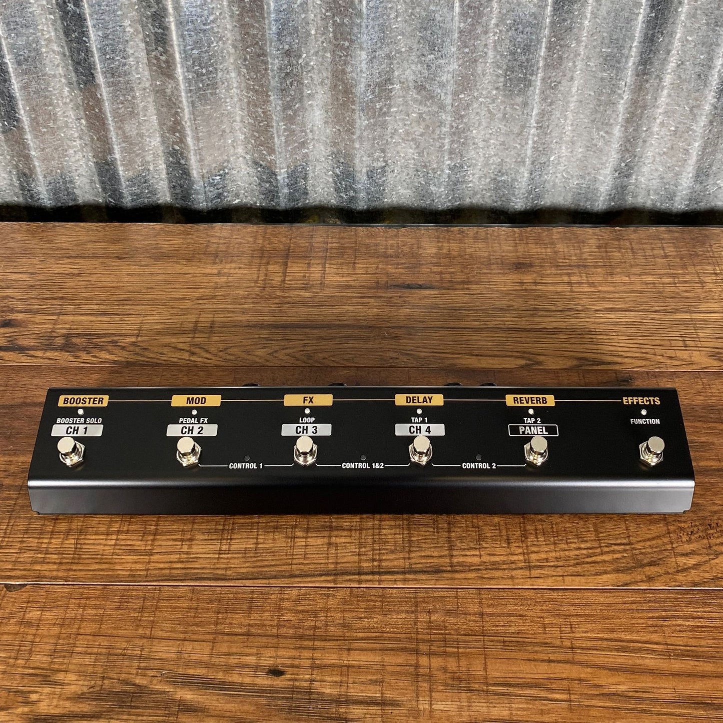 Boss GA-FC EX Katana Guitar Amplifier 6 Button Footswitch Controller Demo