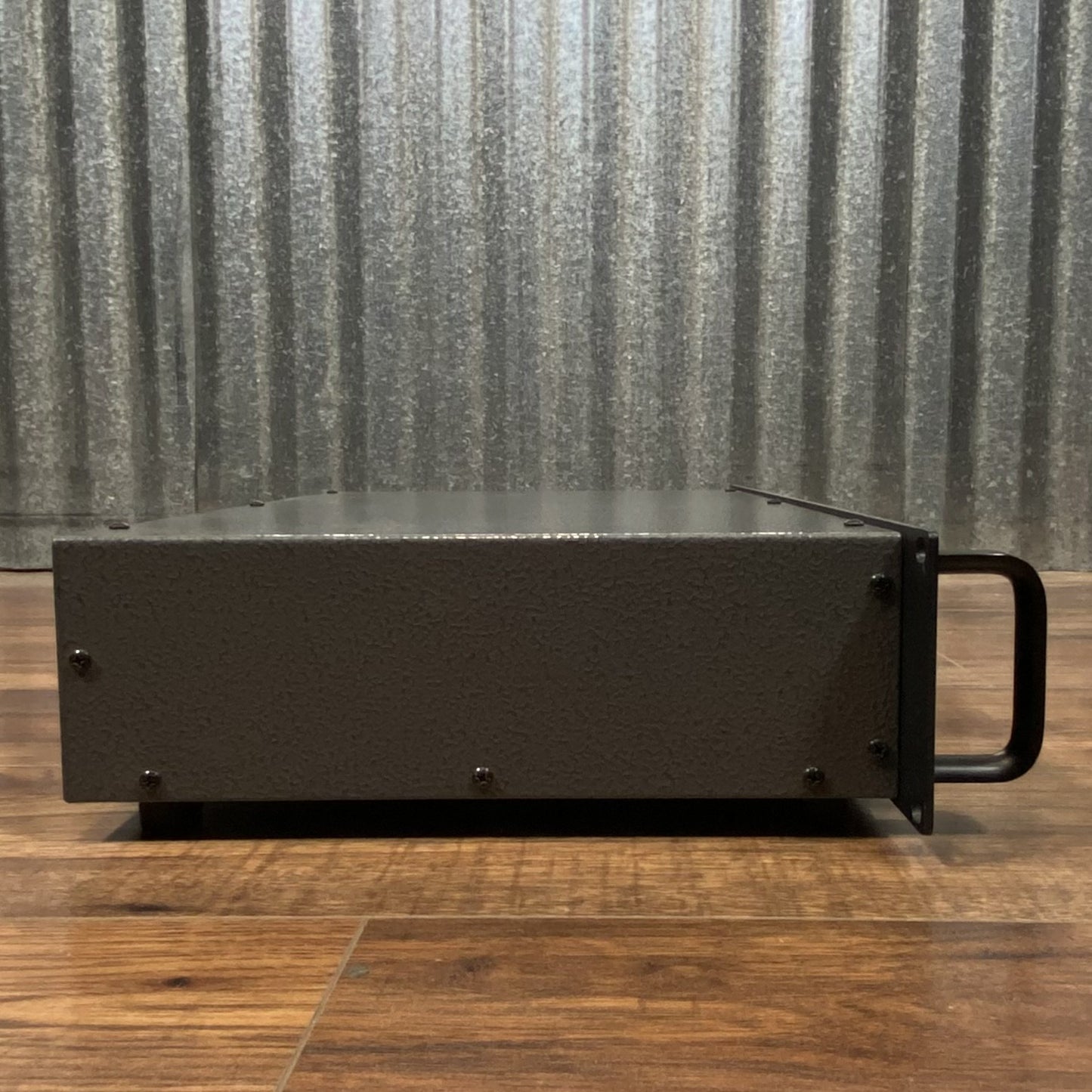 Ampeg B1-RE 300 Watt Bass Amplifier Head Used