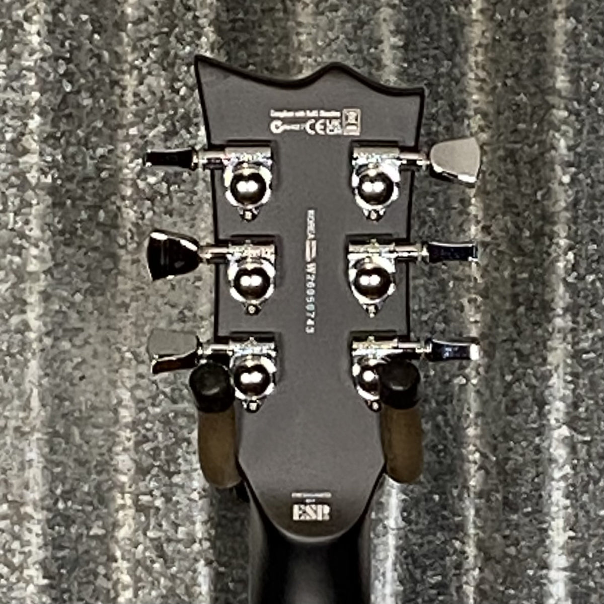ESP LTD EC-1000 ET Evertune Bold Binding Black Guitar EC1000ETBBBLKS #0743 Used