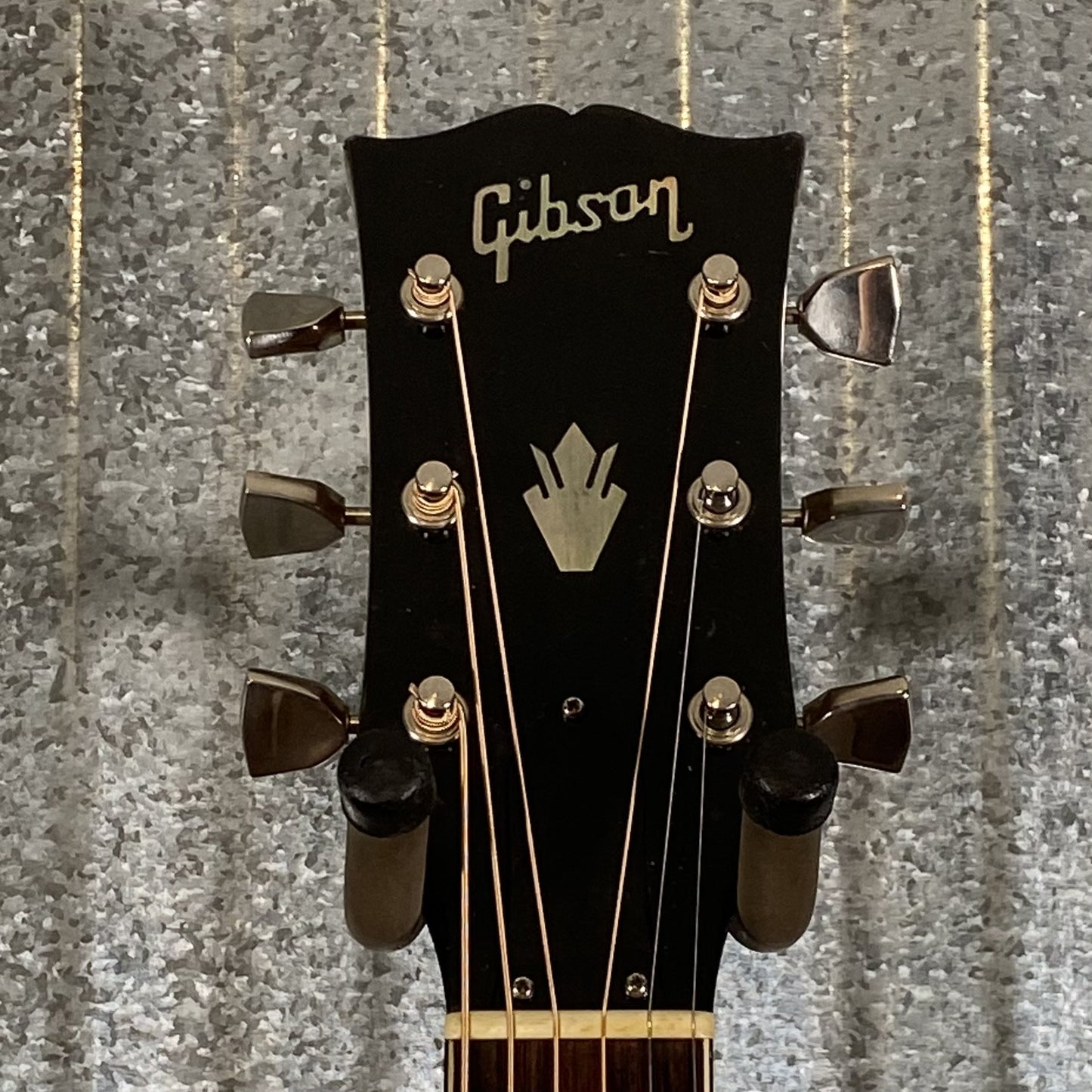 Gibson 1970's SJ Deluxe Southern Jumbo Sunburst Acoustic Guitar & Case #A600241 Used