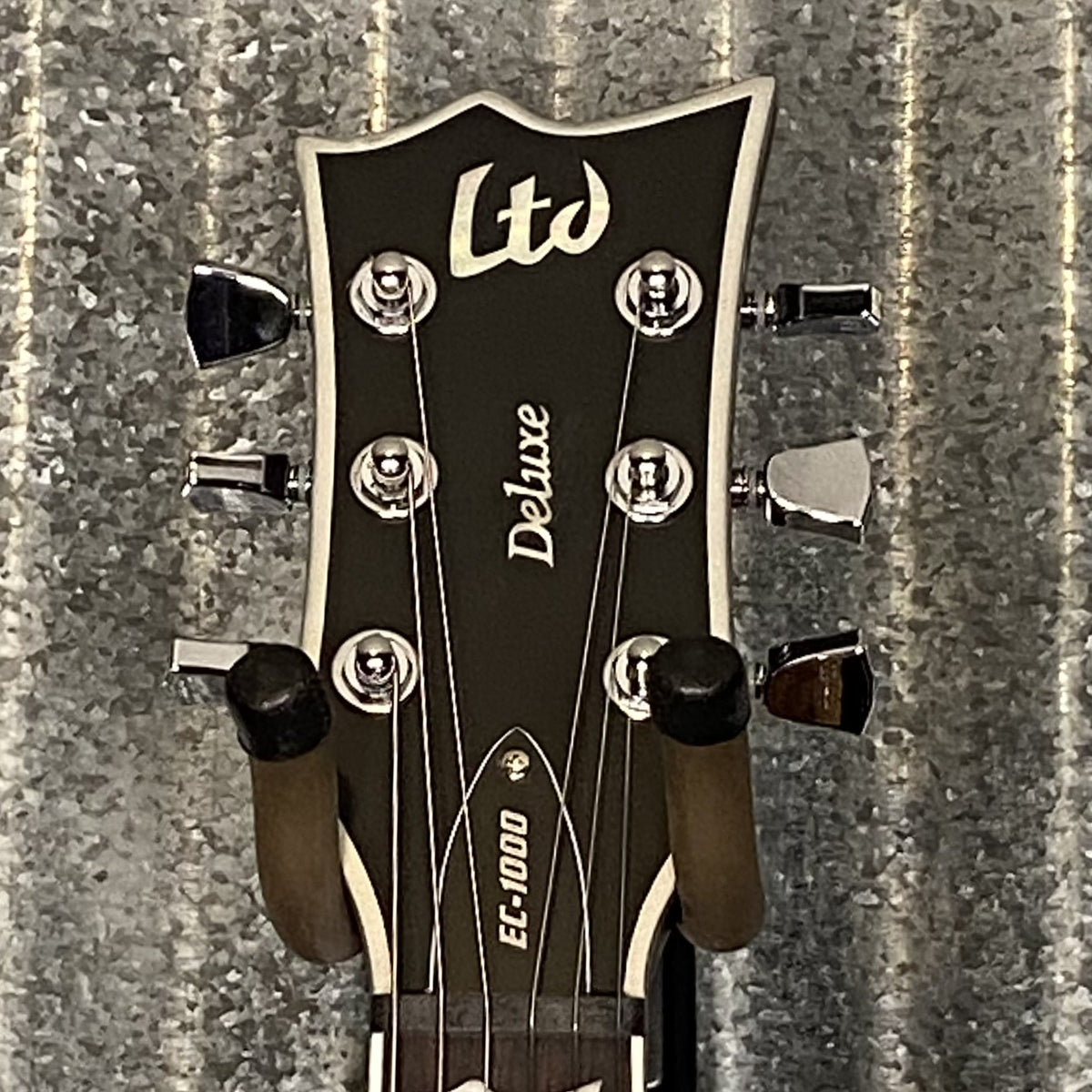 ESP LTD EC-1000 ET Evertune Bold Binding Black Guitar EC1000ETBBBLKS #0743 Used
