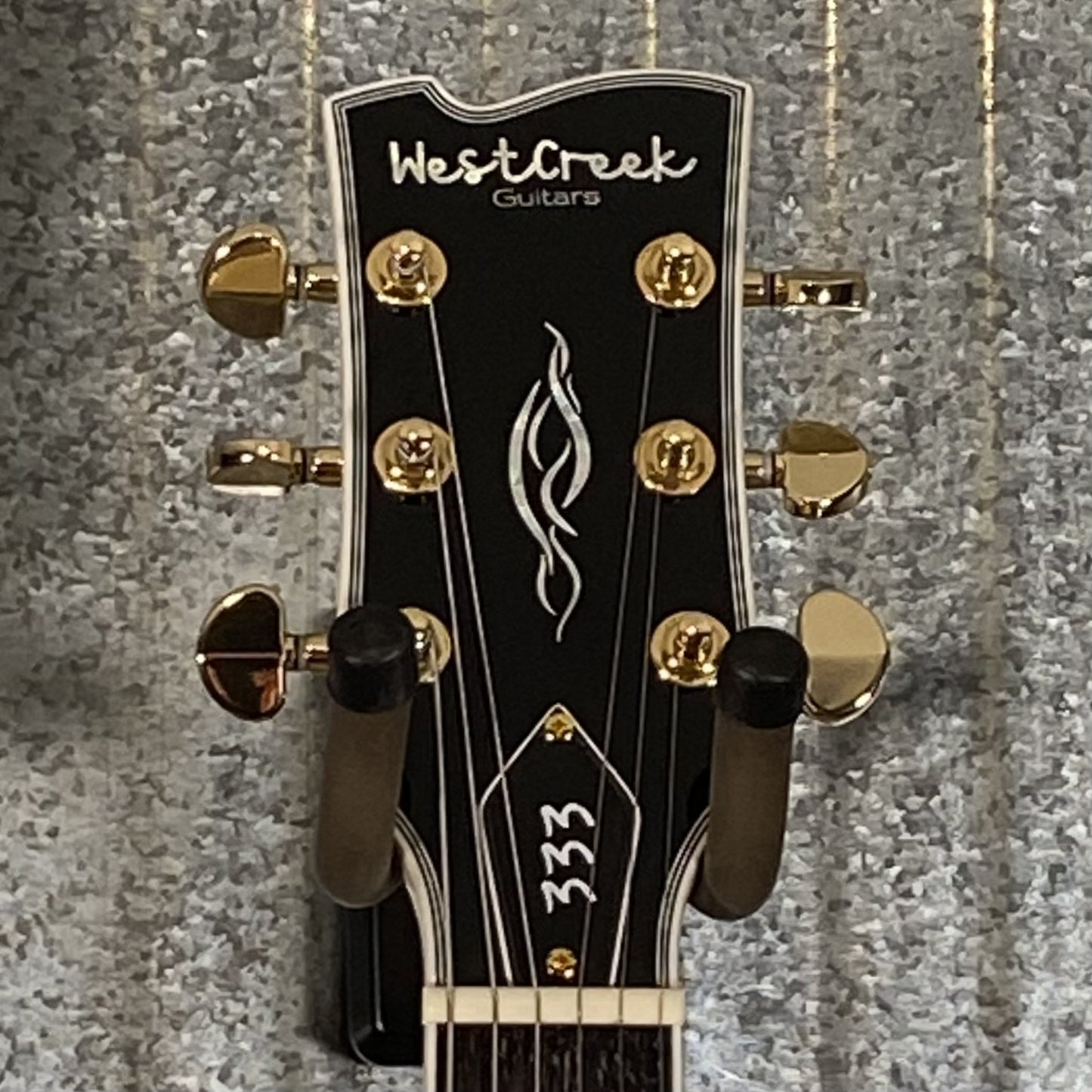 Westcreek Guitars 333 Semi Hollow Body Double Cutaway White #0011 Used