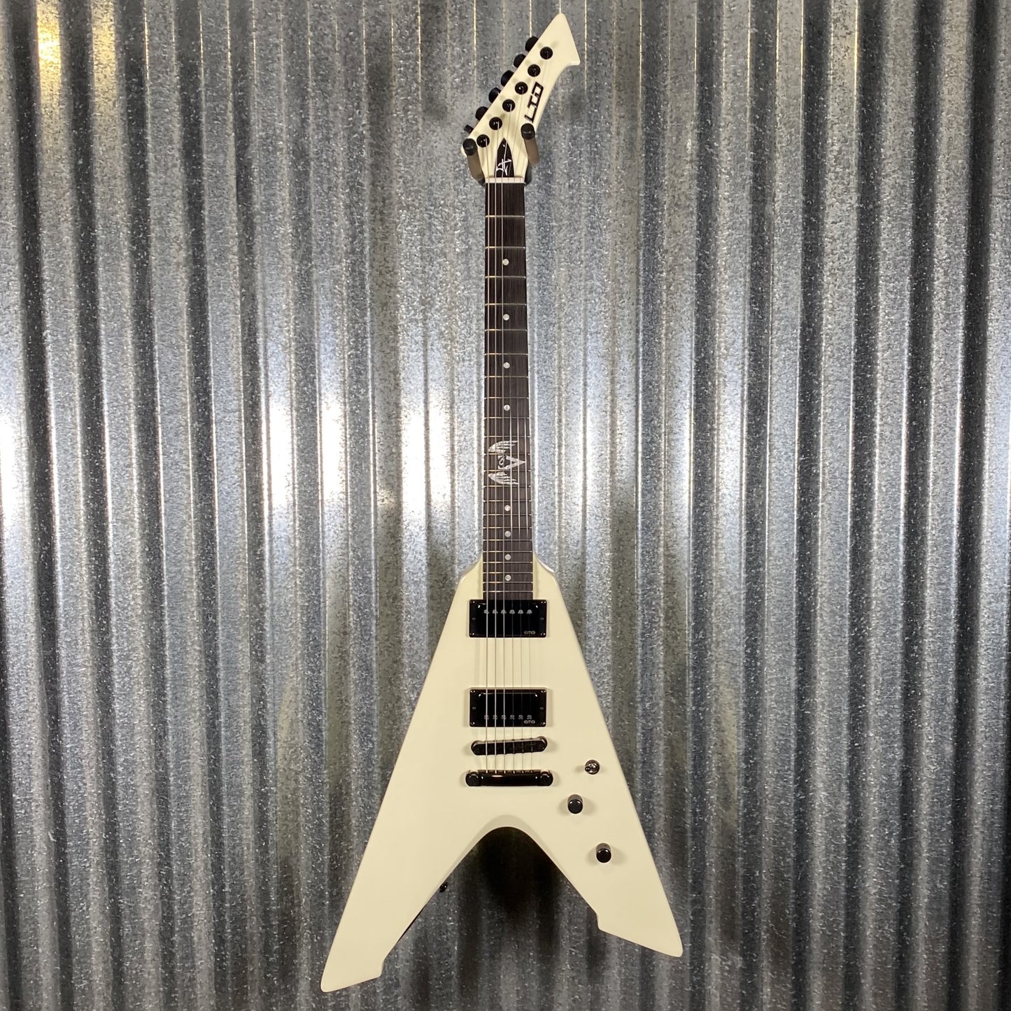 ESP LTD Vulture Jame Hetfield Olympic White Guitar & Case VULTUREOW #4698 Used