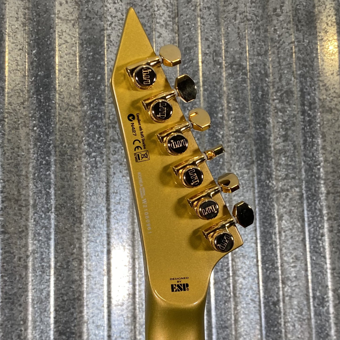 ESP LTD KH-V Kirk Hammett V Gold Sparkle EMG Guitar & Case #0961 Used