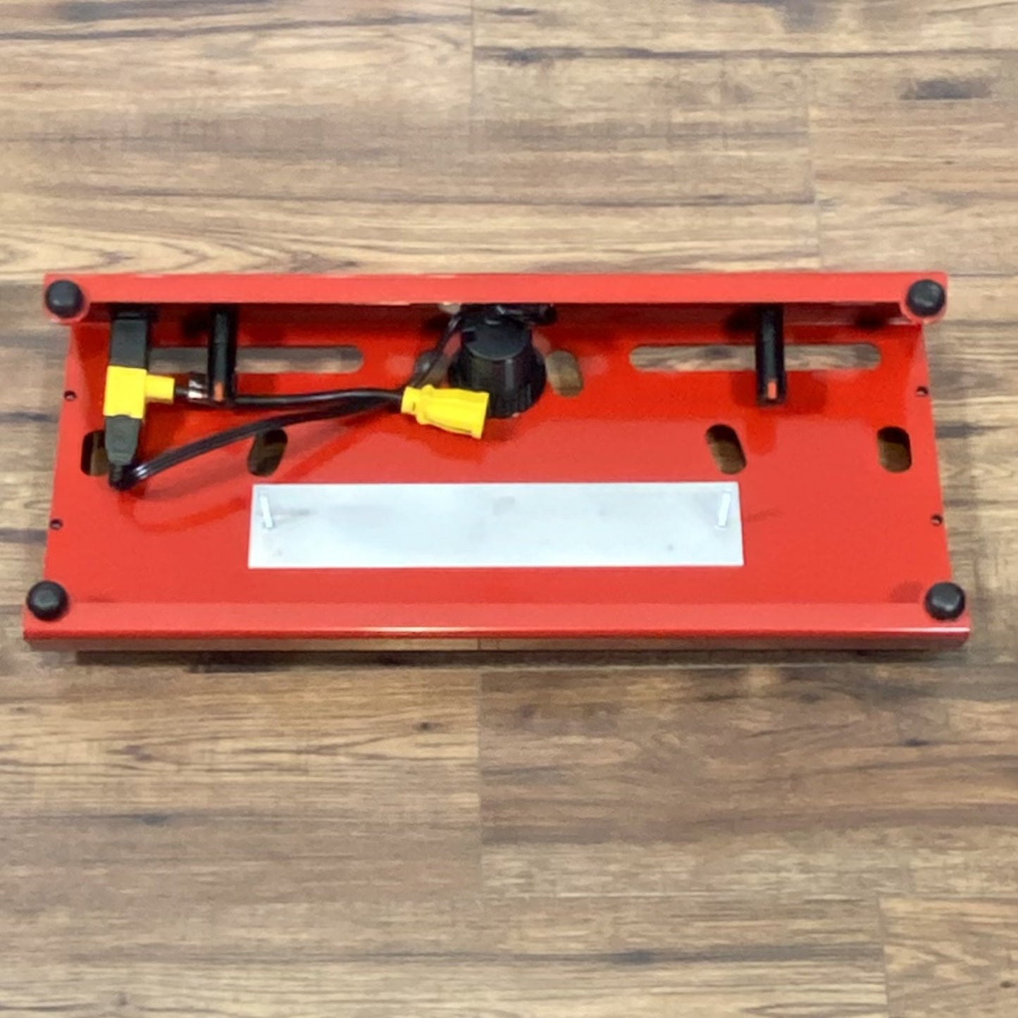 Go Pedalboards Single Tier 24" Guitar Effect Pedalboard & Bag Red Demo