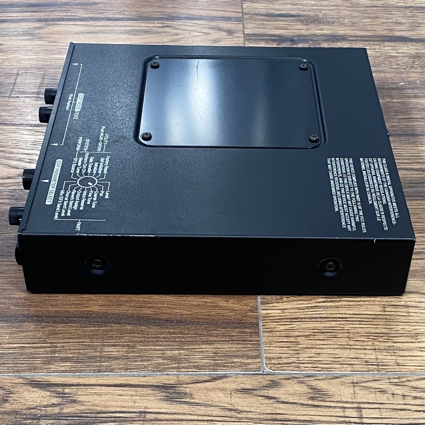 Roland JV-1010 64 Voice Synthesizer Half Rack Module Used