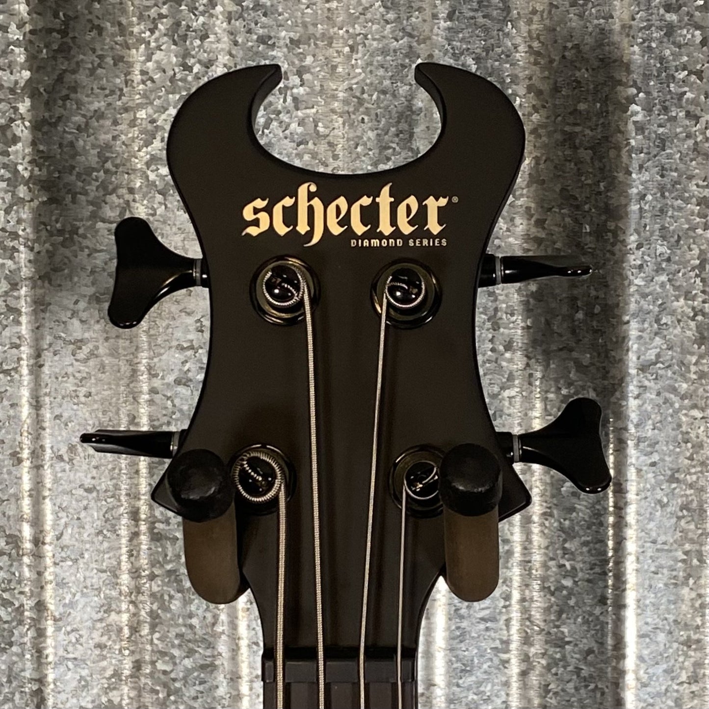 Schecter Devil 4 String Short Scale Bass #0908