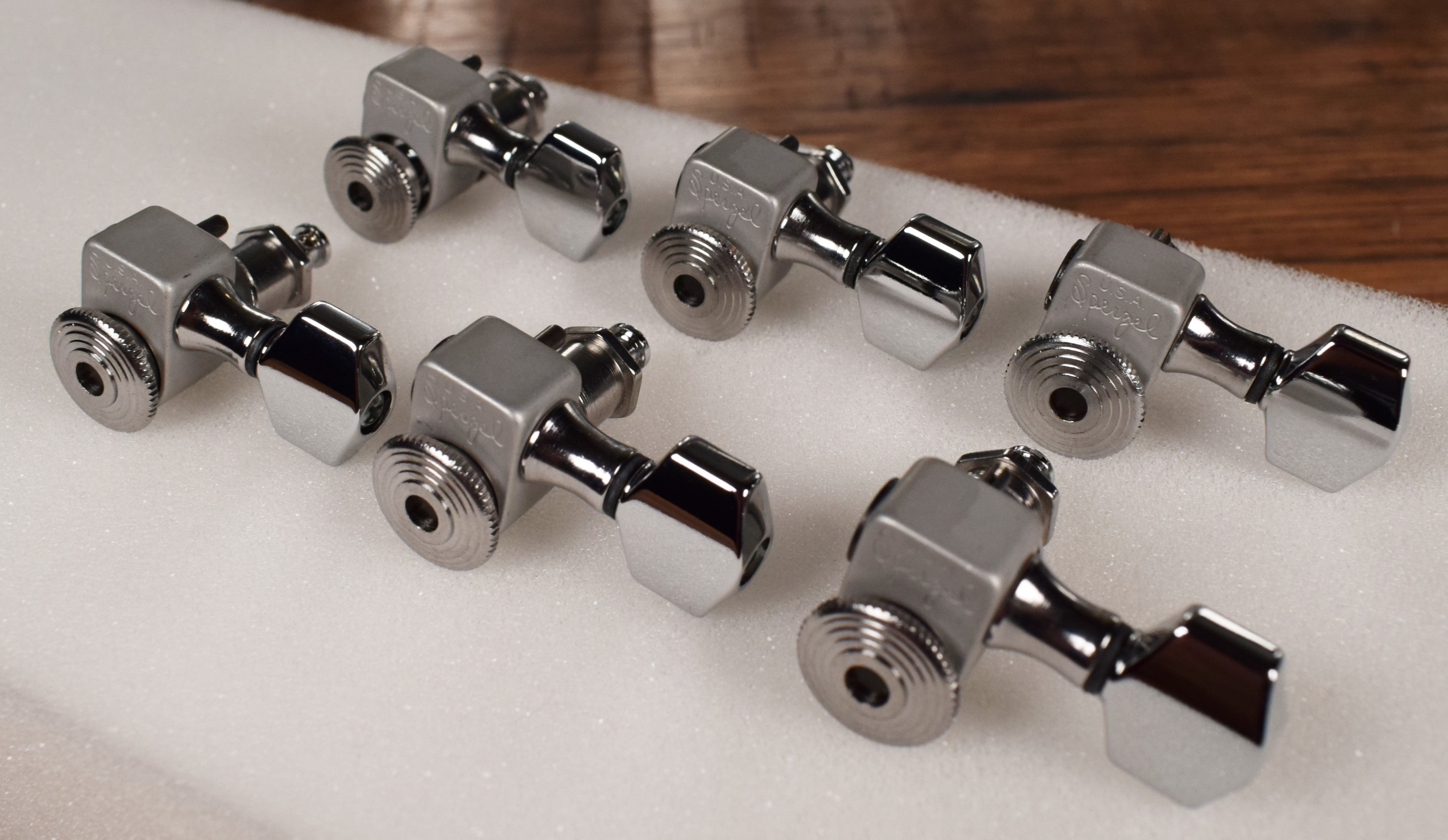 Sperzel Trim-Lok 6-TL Six In Line Guitar Staggered Tuning Machine Set