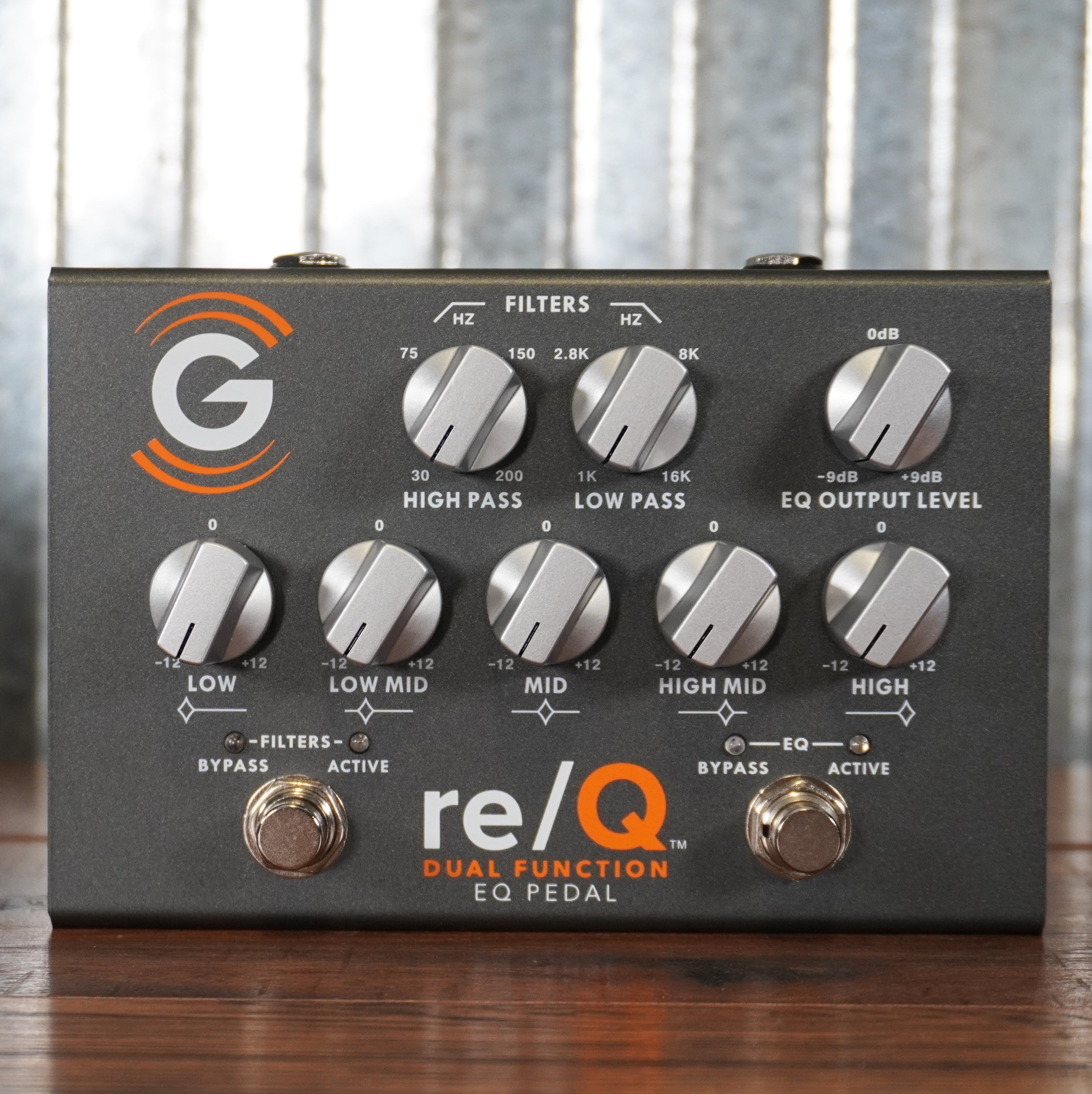 Genzler re/Q Dual Function EQ Bass Effect Pedal RE-Q Demo