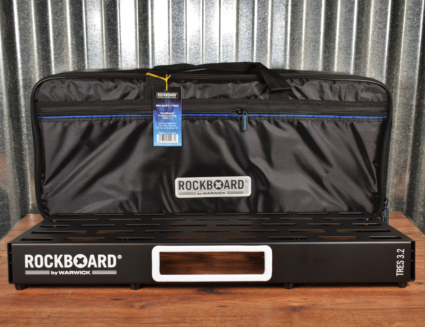 Warwick Rockboard Tres 3.2 B Guitar Effect Pedalboard & Gig Bag