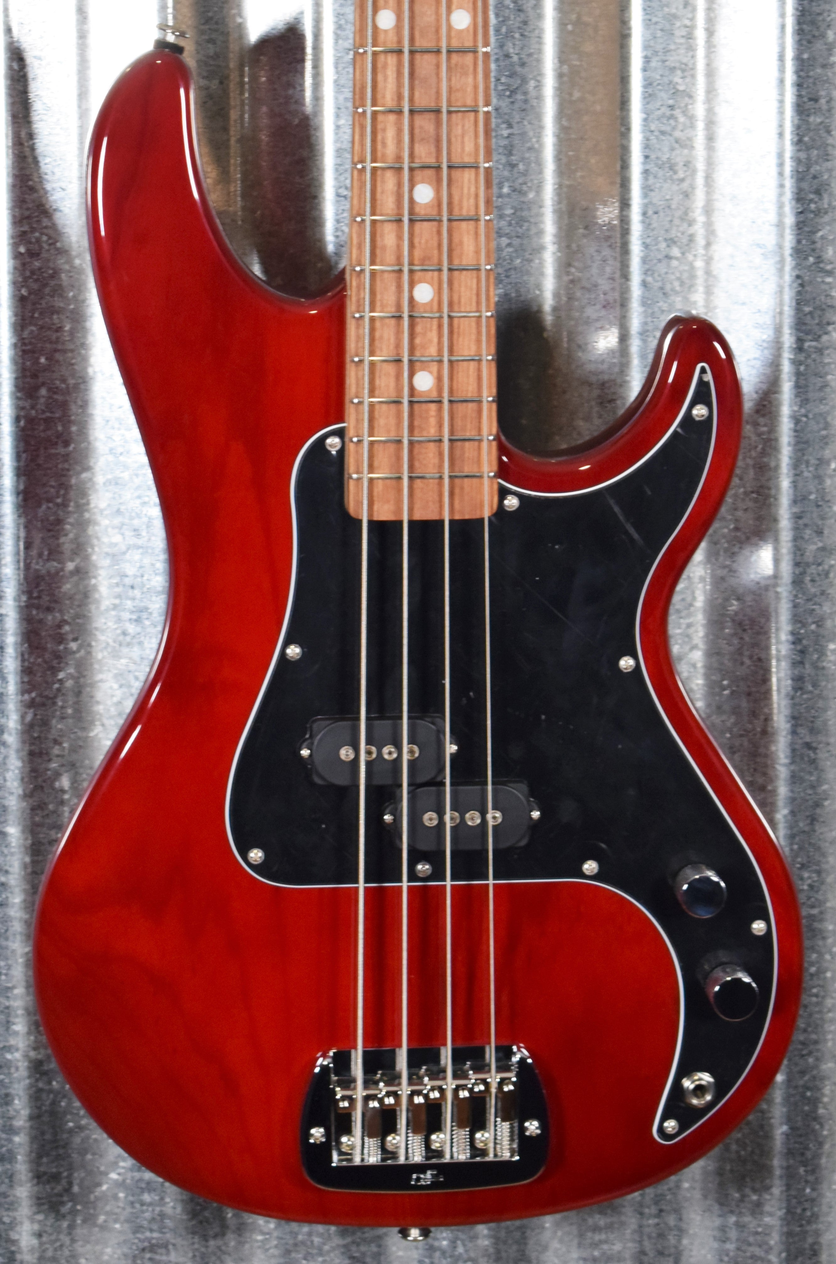 G&L USA SB-1 Clear Red Bass & Case SB1 2019 #1055 – Specialty Traders