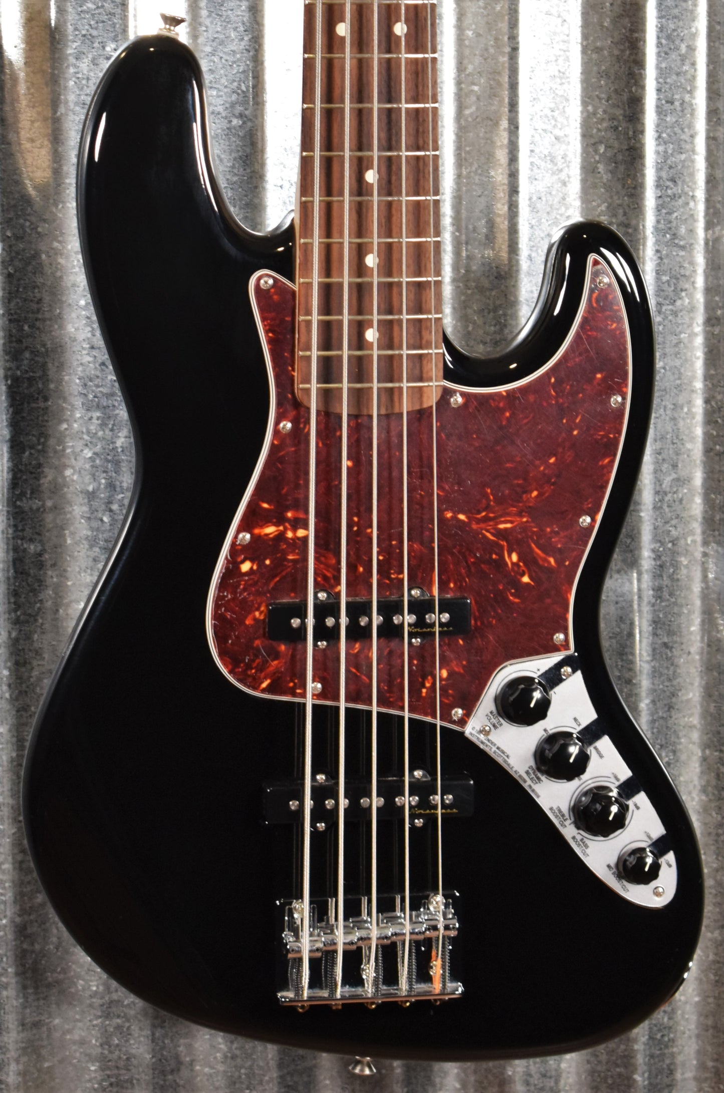 Fender Deluxe Active 5 String Jazz Bass V Black & Case #7306 Used