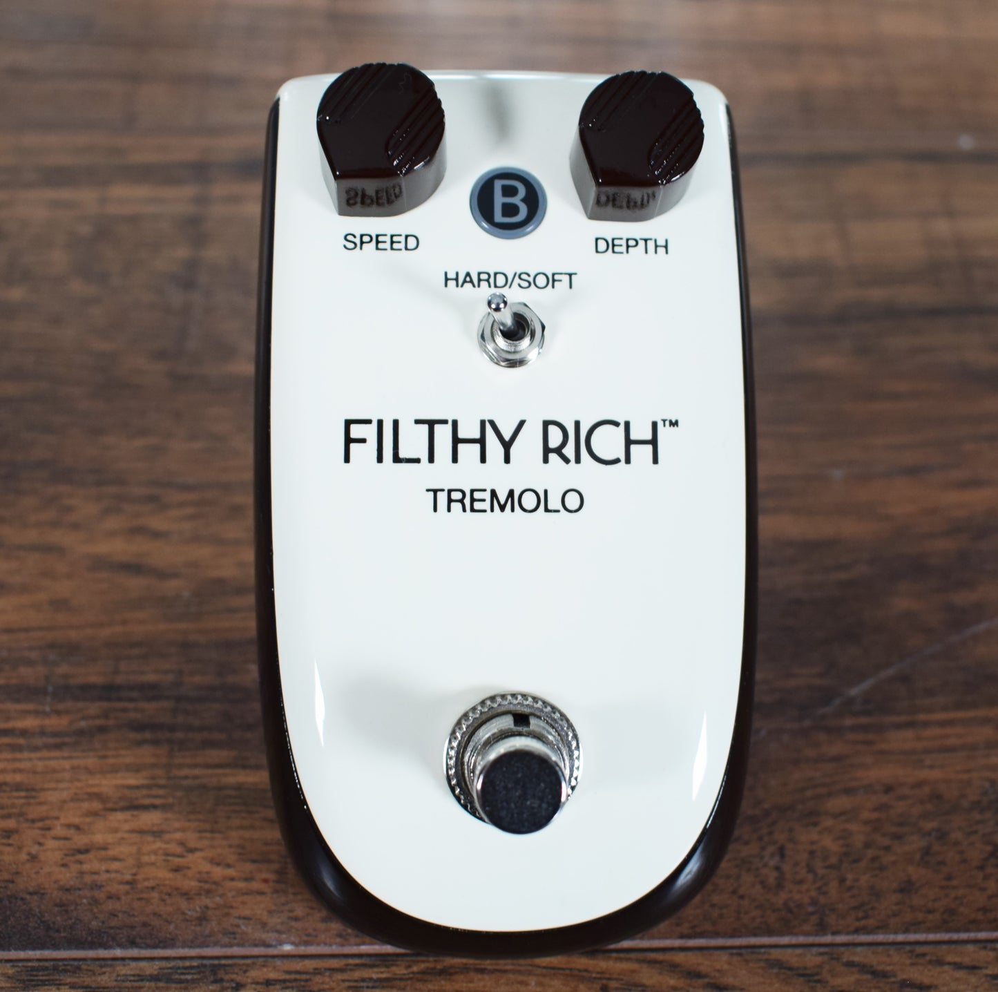 Danelectro Billionaire BT-1 Filthy Rich Tremolo Guitar Effect Pedal Demo #3