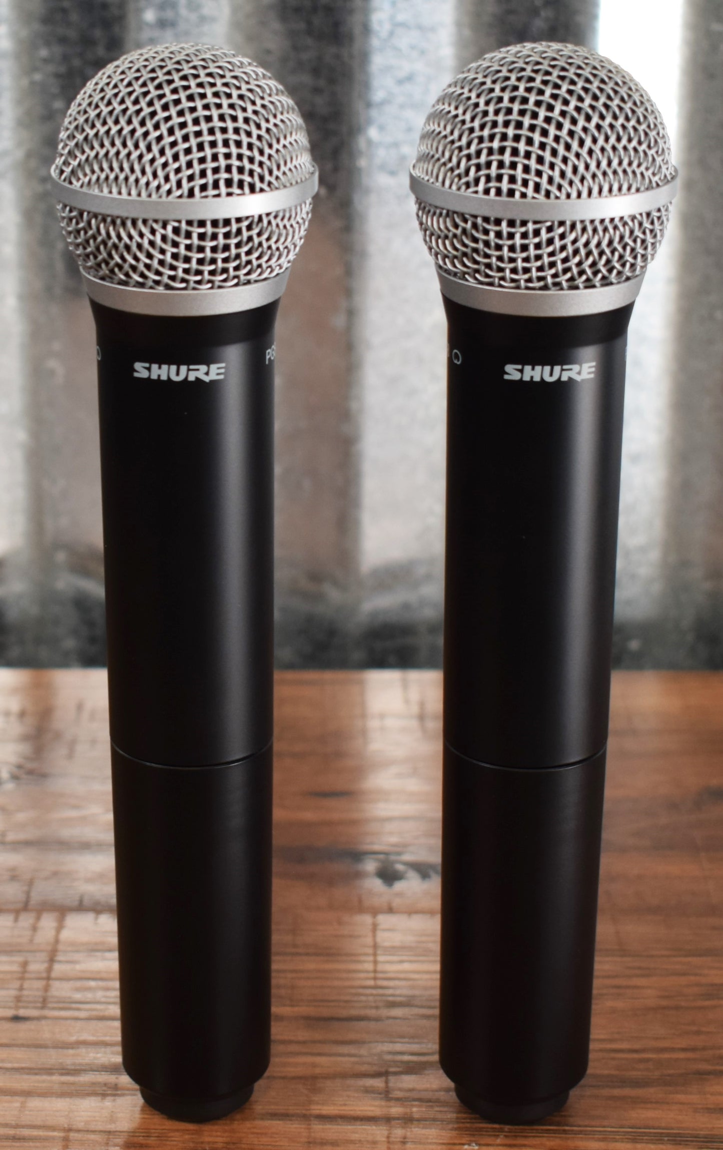 Shure BLX288-PG58-H10 Wireless Dual Vocal System with two PG58 Handheld Transmitters Demo