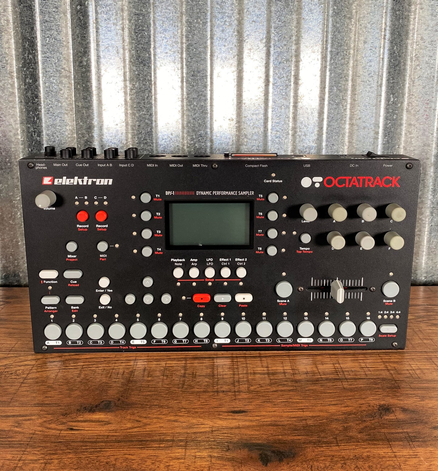 Elektron Octatrack DPS-1 Dynamic Performance 8 Track Sampler & Sequencer Used