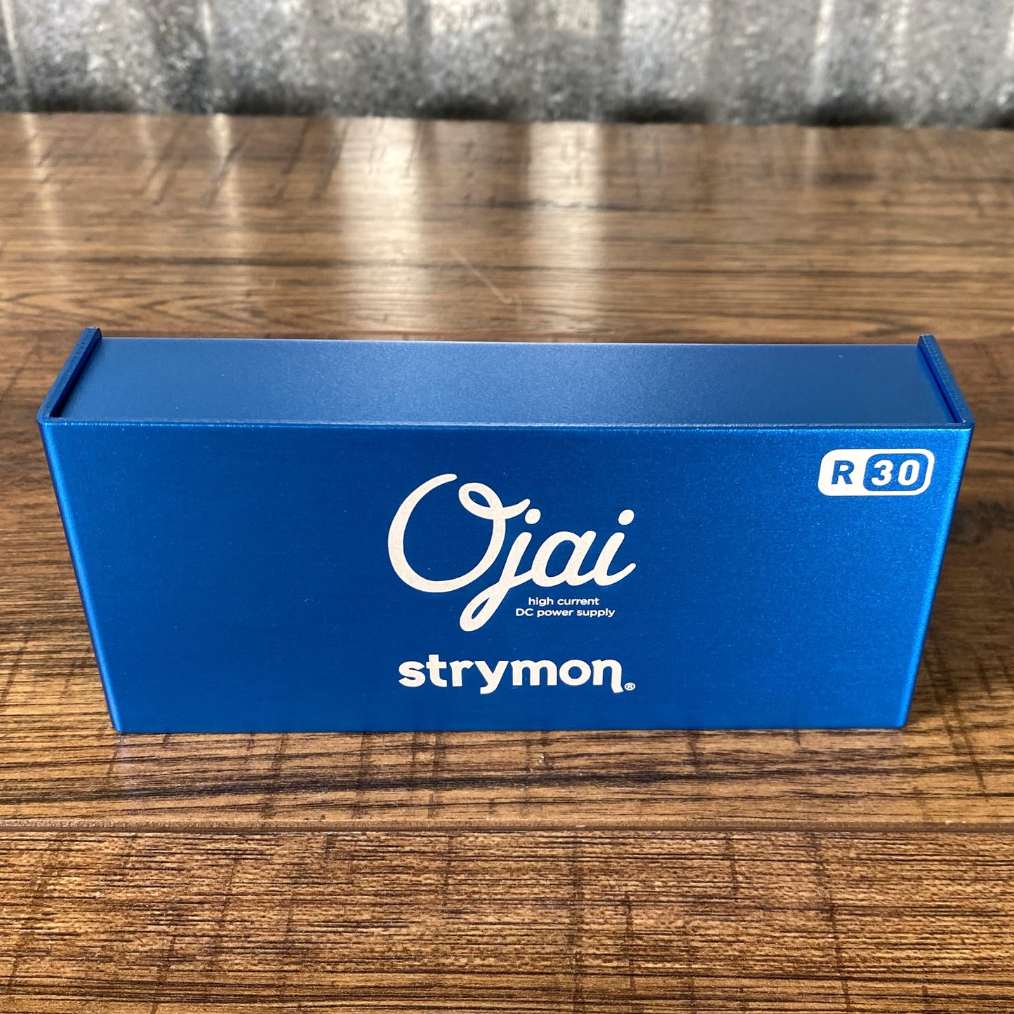 Strymon Ojai R30 Guitar Effect Pedal Power Supply