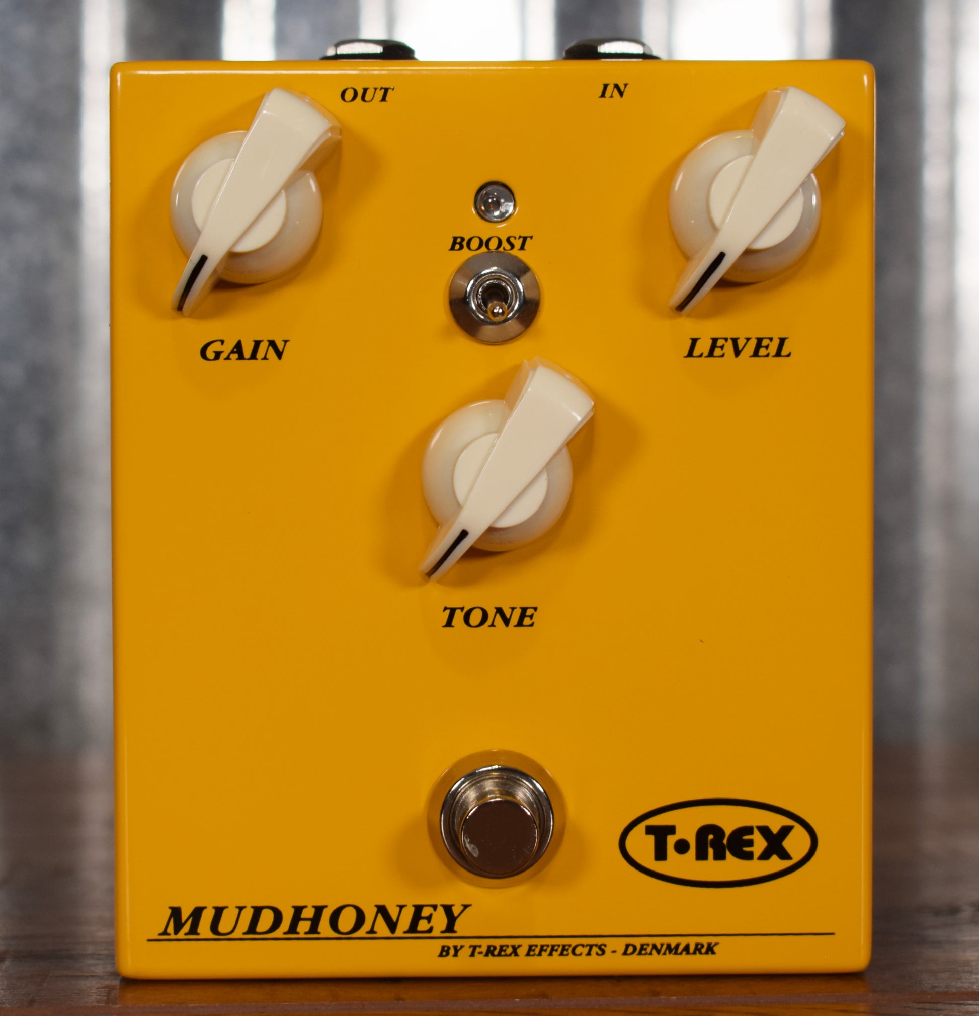 mudhoney gear T-Rex Mudhoney Danish Collection Distortion Guitar Effect Pedal – Specialty Traders