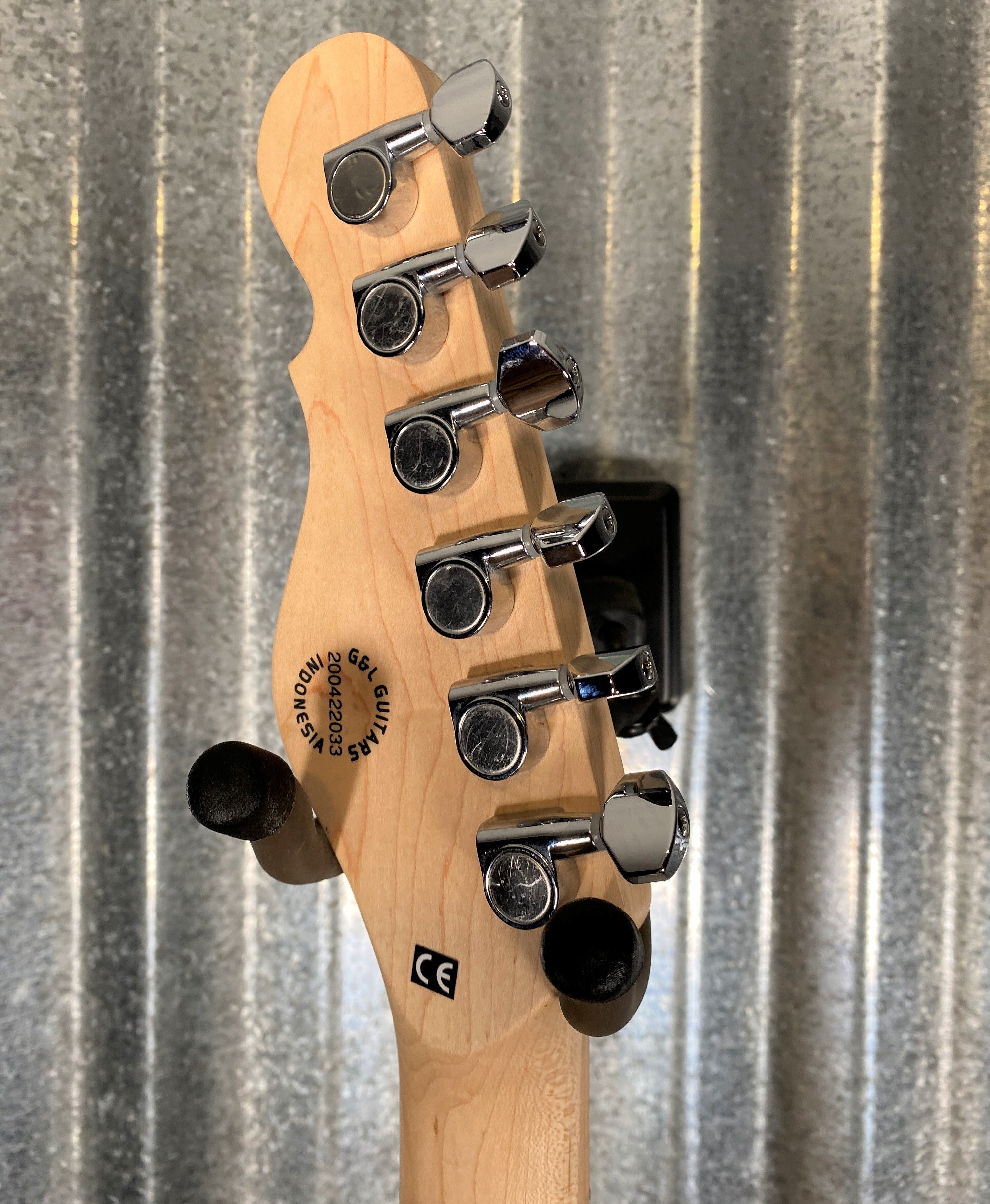 G&L Tribute ASAT Classic Natural Guitar #2033 – Specialty Traders