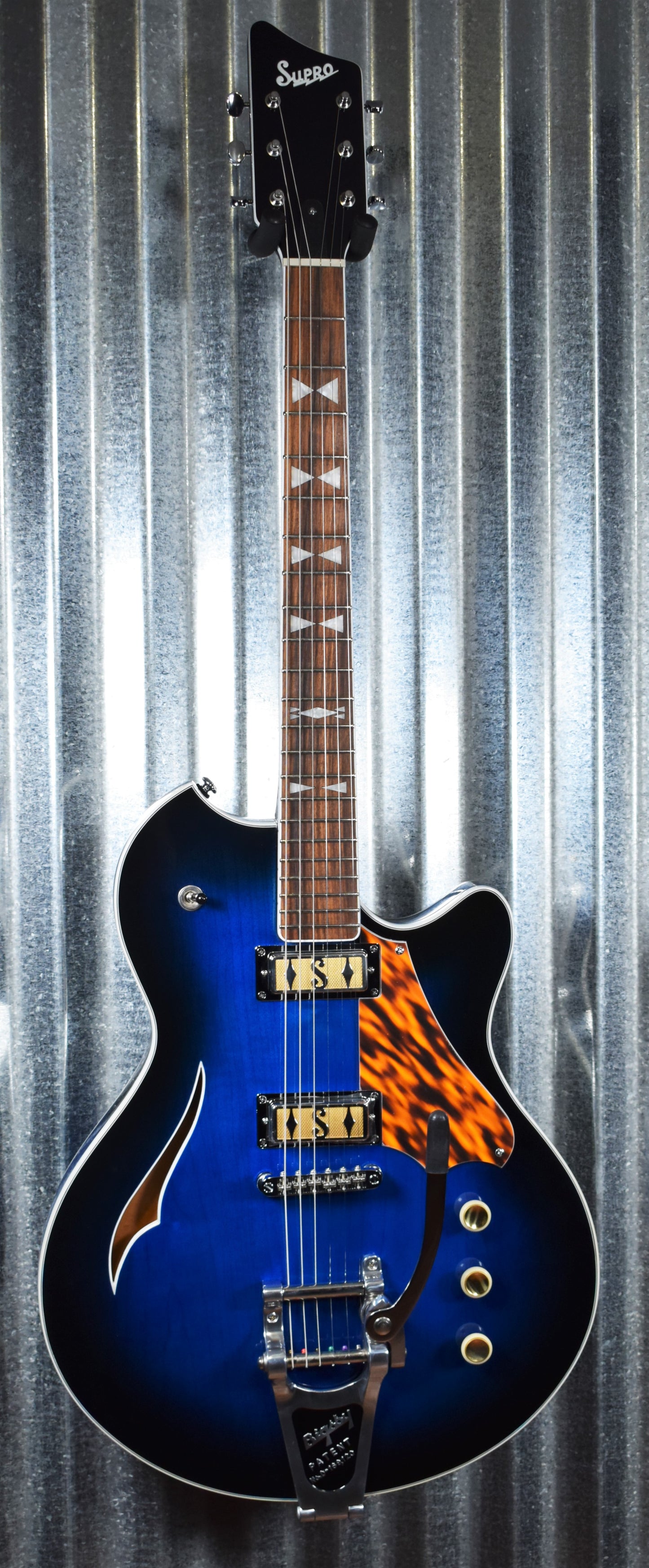 Supro USA 2052ABB7 Clermont Thinline Semi Hollow Trans Blueburst Bigsby Guitar & Case Demo #0378