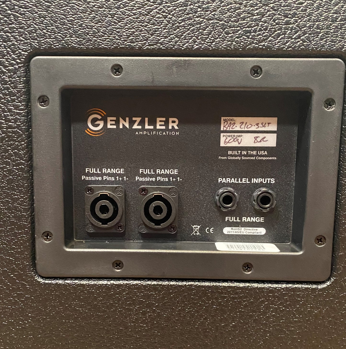 Genzler Amplification BA2-210-3SLT Series 2 2x10" 400 Watt Bass Array Speaker Cabinet Slant