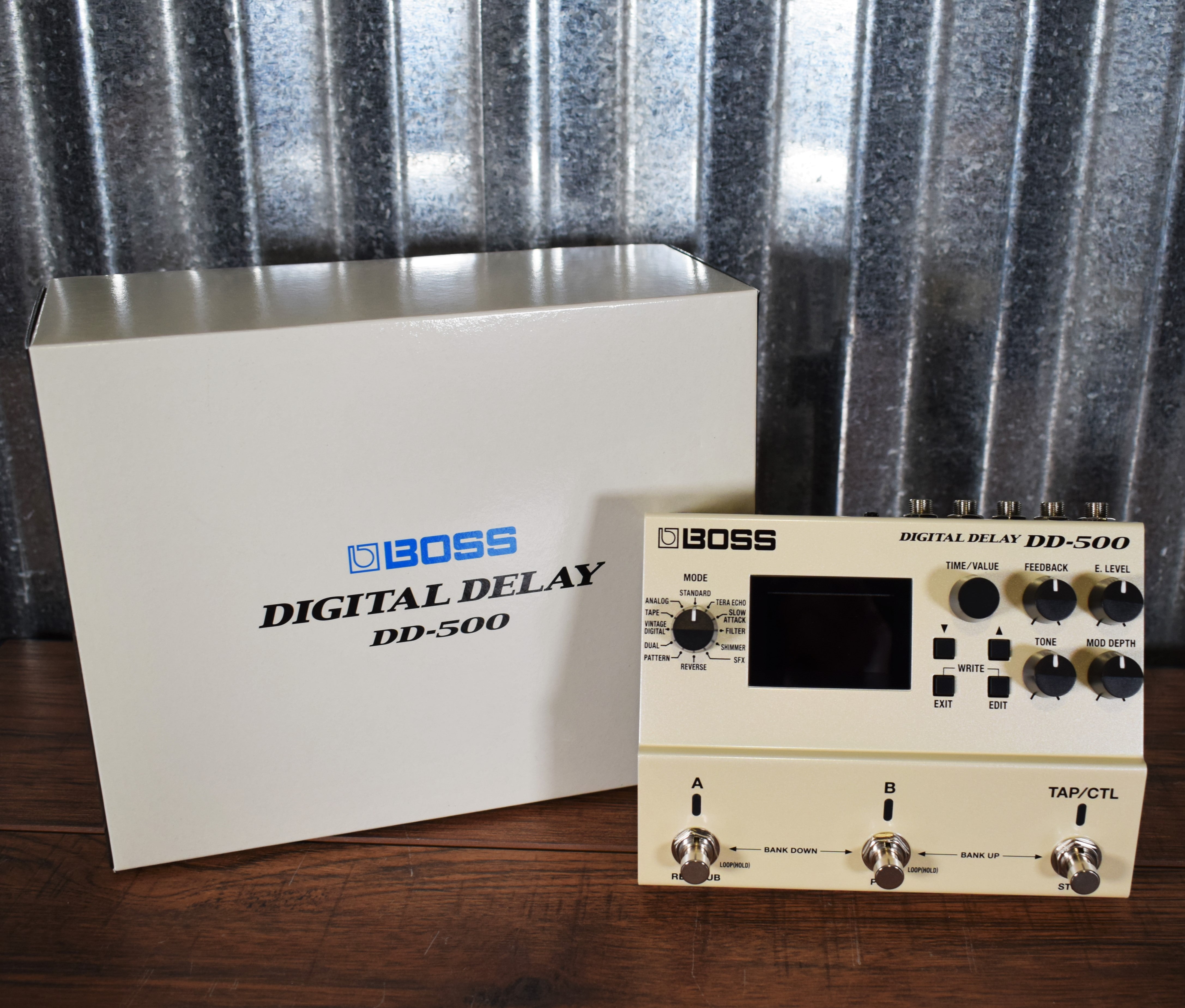 Boss DD-500 12 Mode Digital Delay Guitar Effect Pedal – Specialty