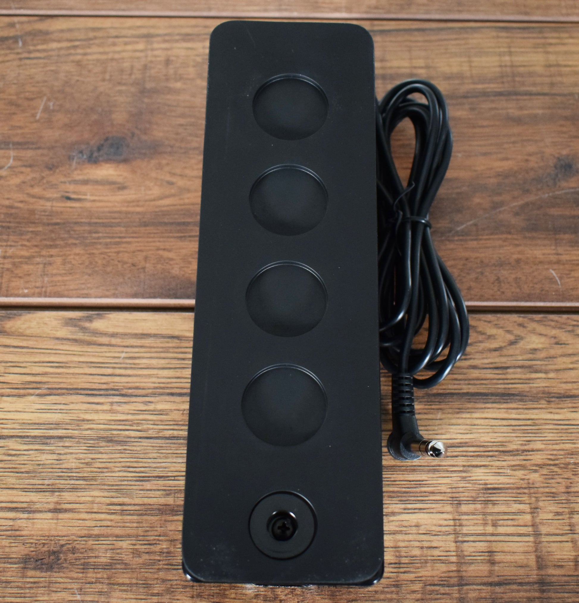 dp 10 pedal Roland DP-10 Keyboard Damper Pedal – Specialty Traders