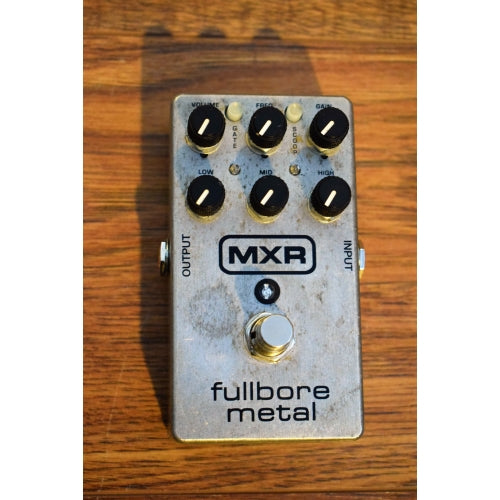 Dunlop MXR M118 Fullbore Metal Distortion Guitar Effects Pedal Used