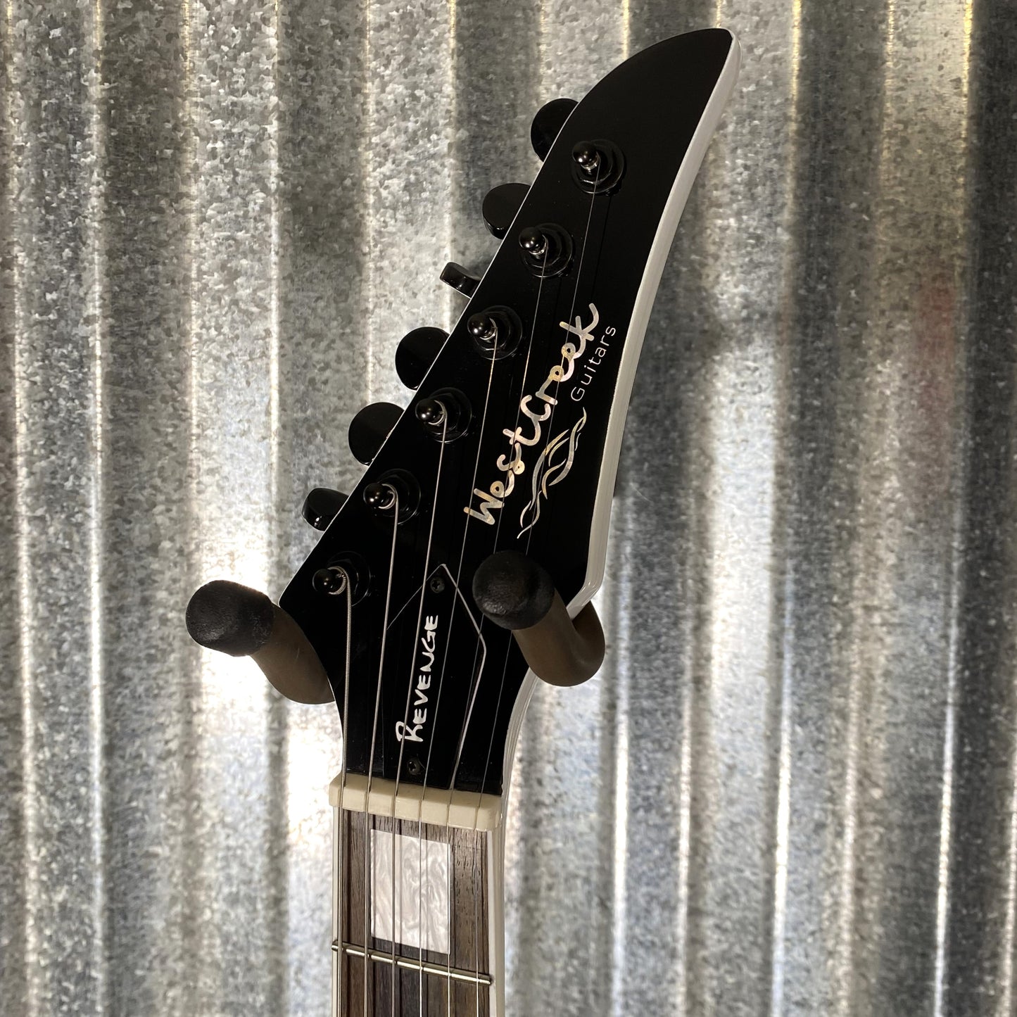 Westcreek Revenge Explorer White Guitar #0031 Used