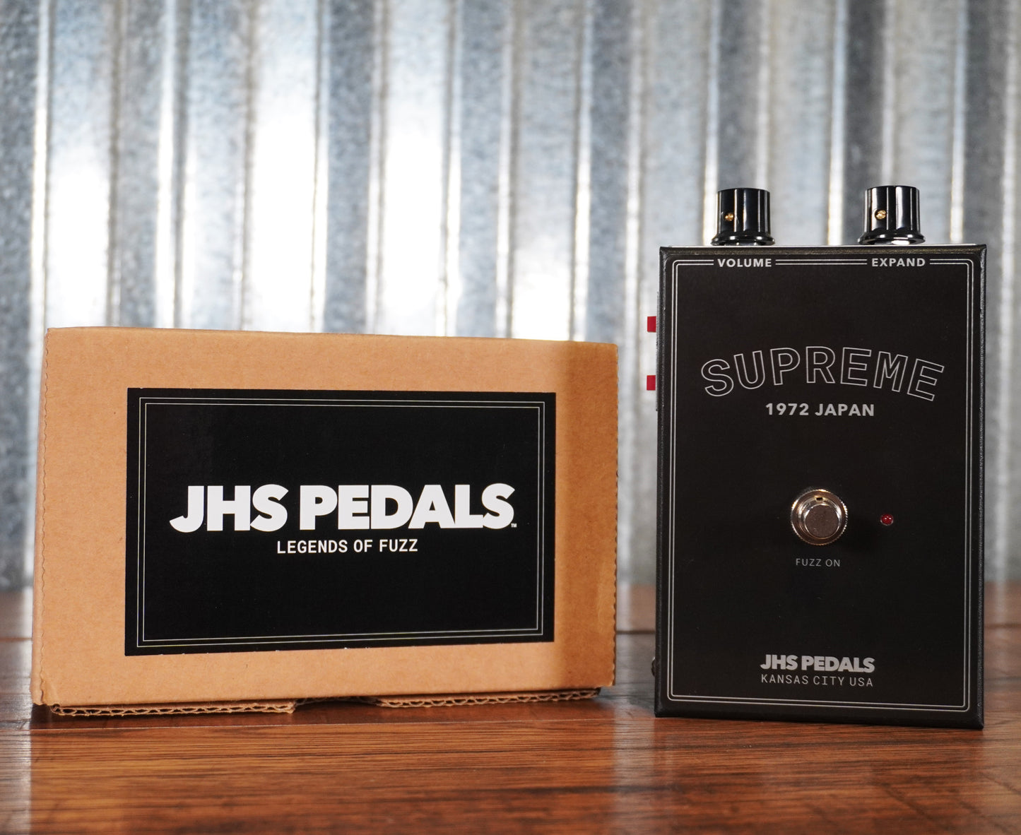 JHS Pedals Supreme Fuzz Guitar Effect Pedal Demo