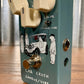 Animals Pedals Car Crush Chorus Vibe Guitar Effect Pedal Demo